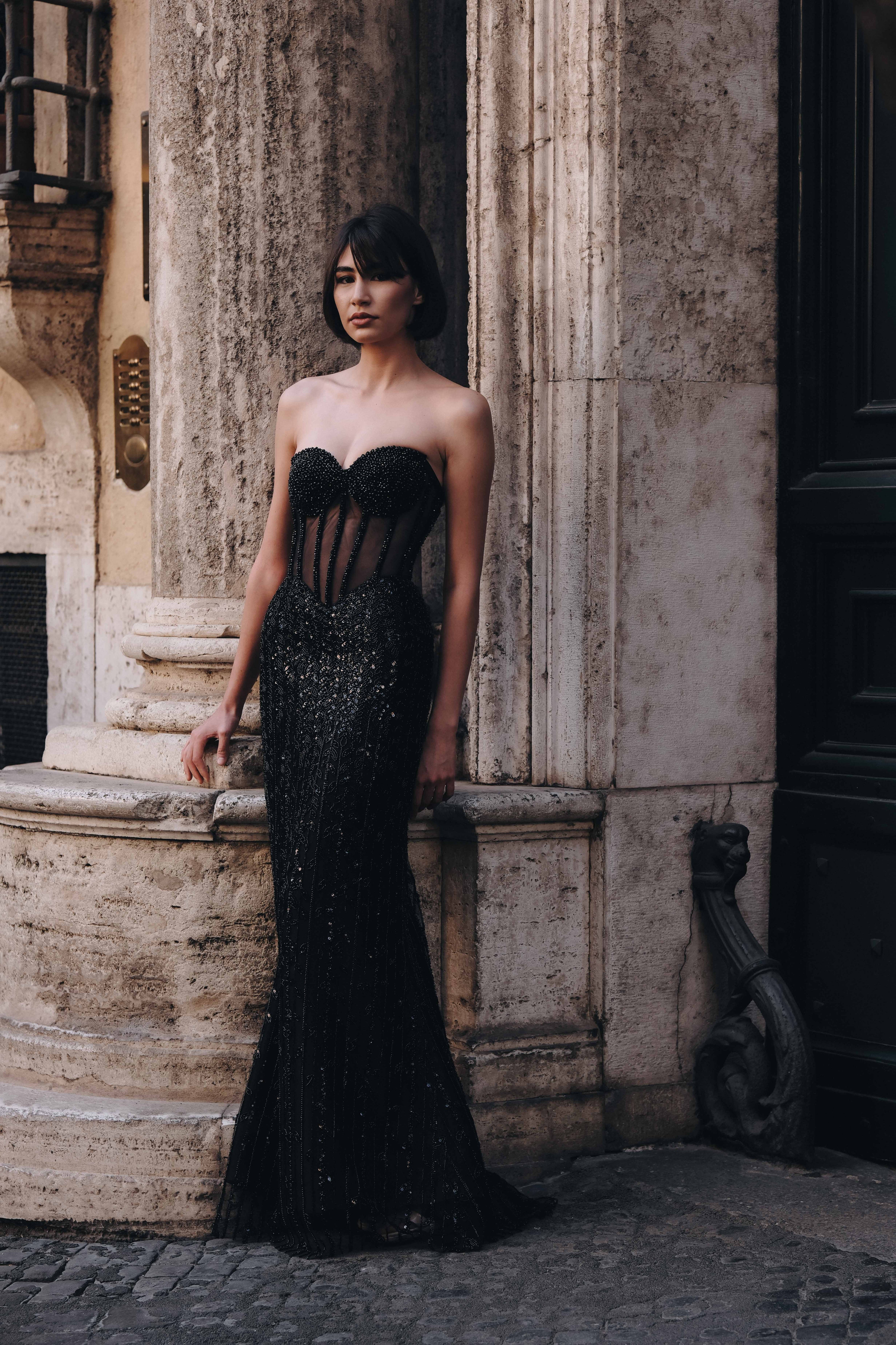 green emerald velvet dress Elegant corset dress in black: Fioretta