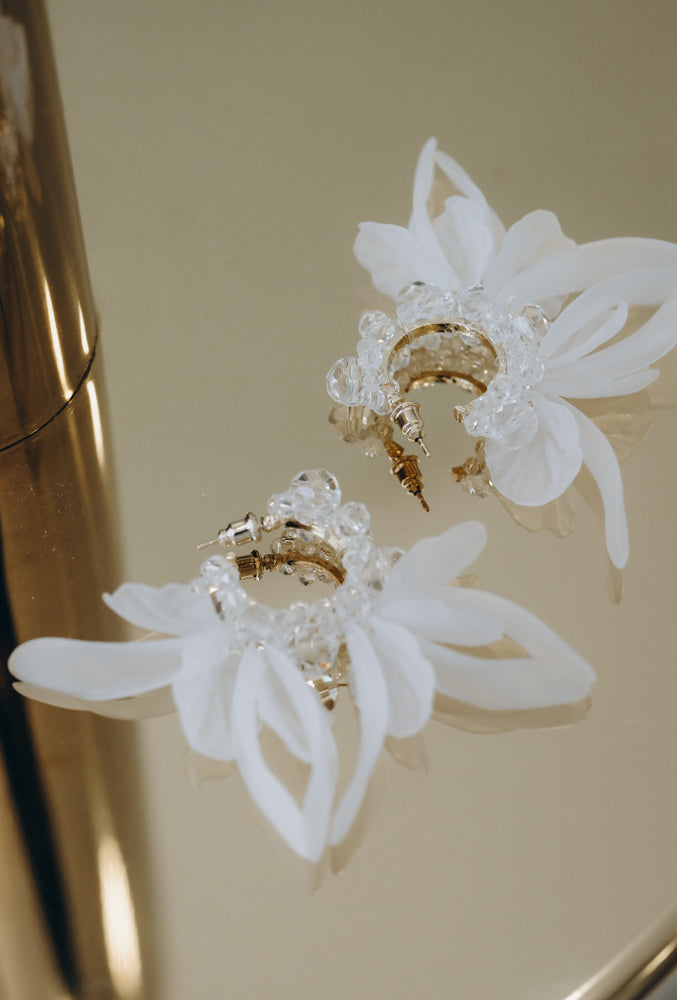 Ethereal hoop earrings 