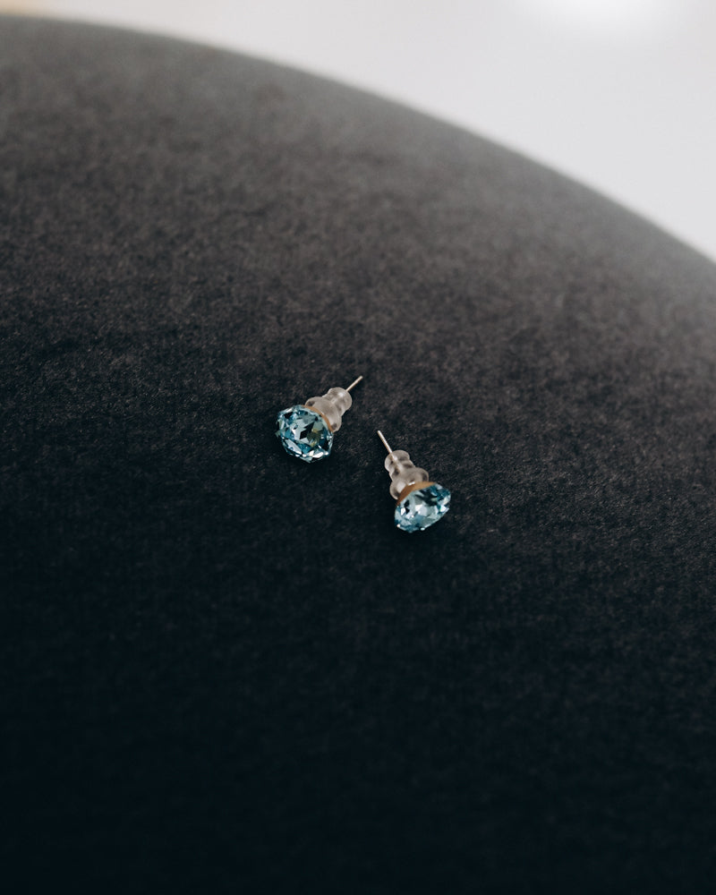 Delicate silver earrings with crystals