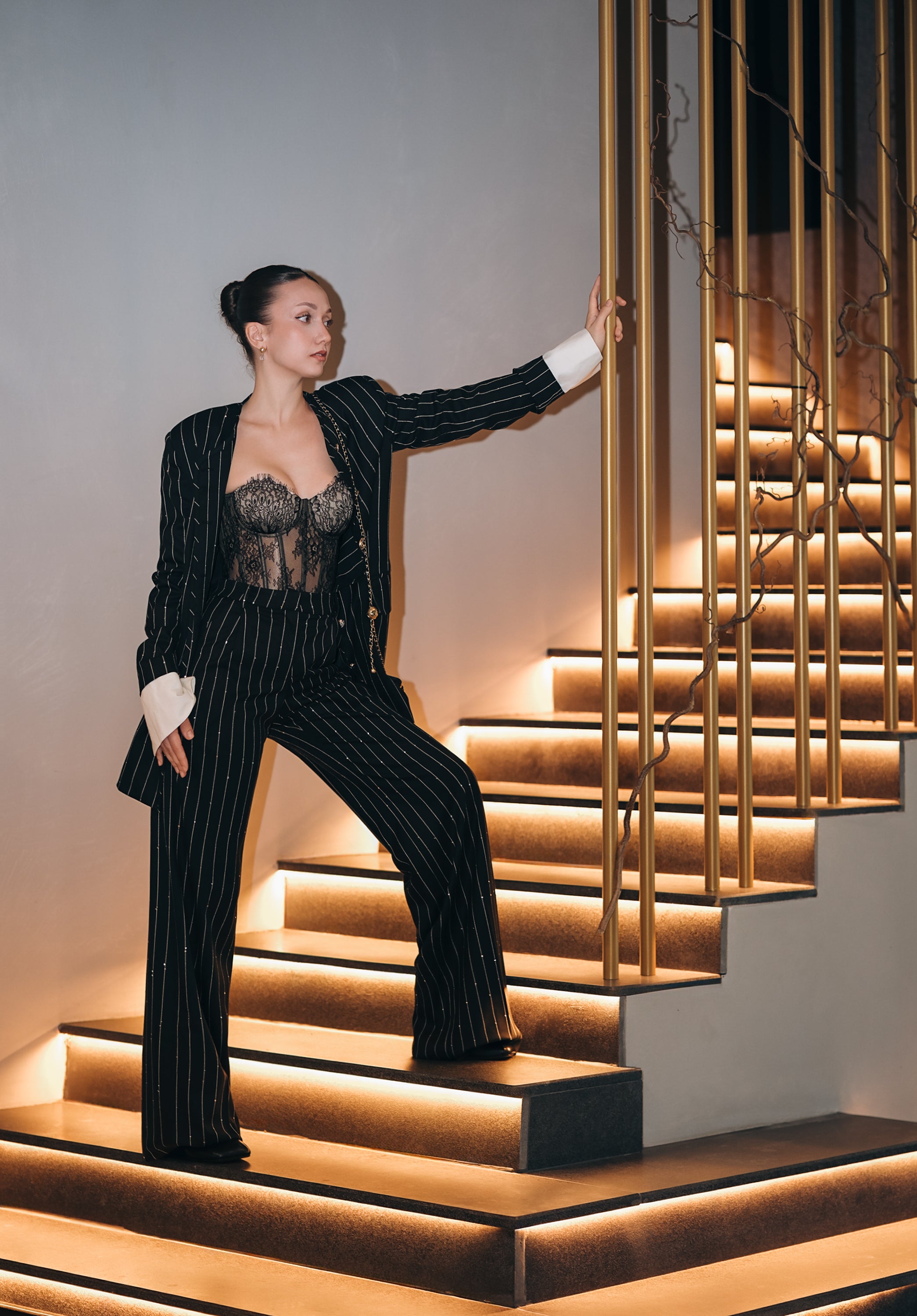 Костюм в черно: Atanasia