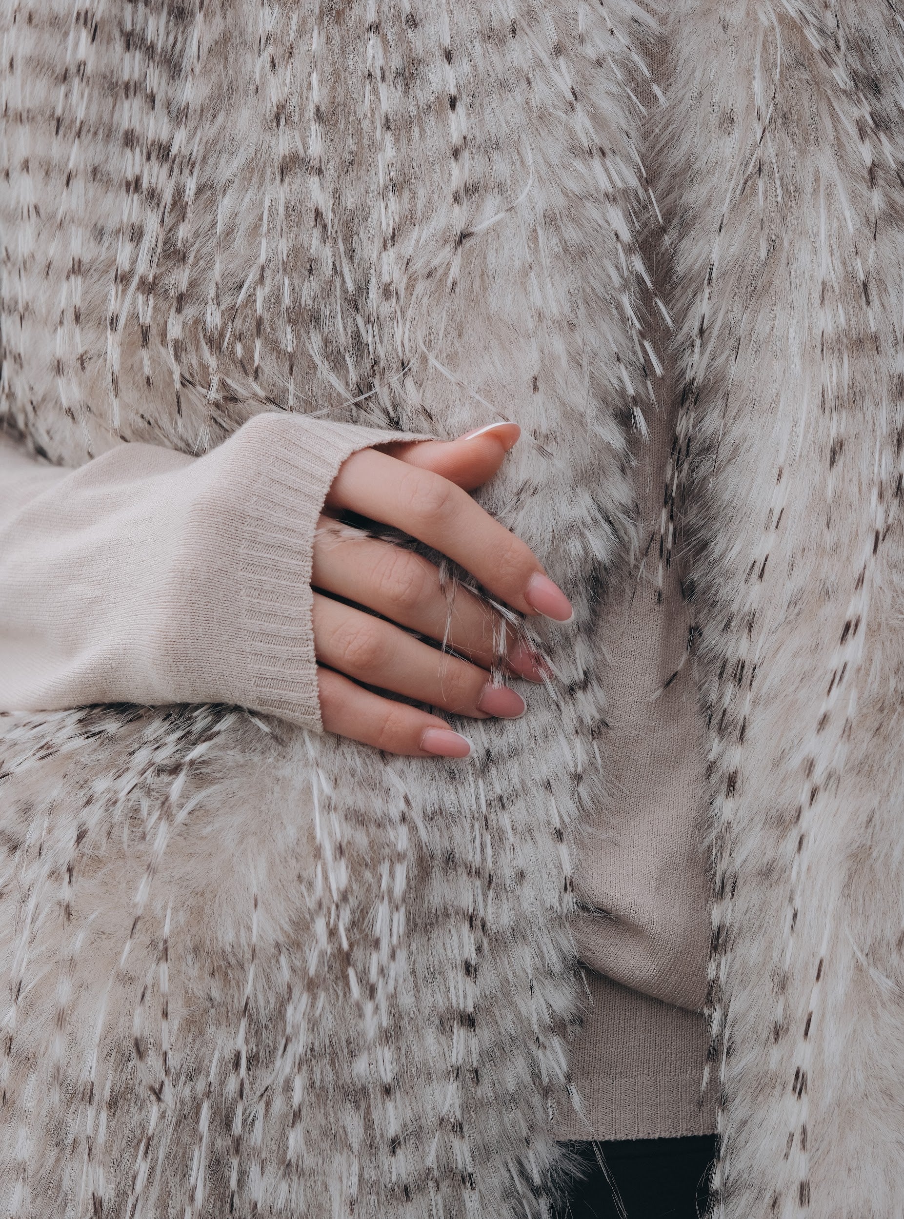 Дълъг елек/жилетка с ресни: Porcupine