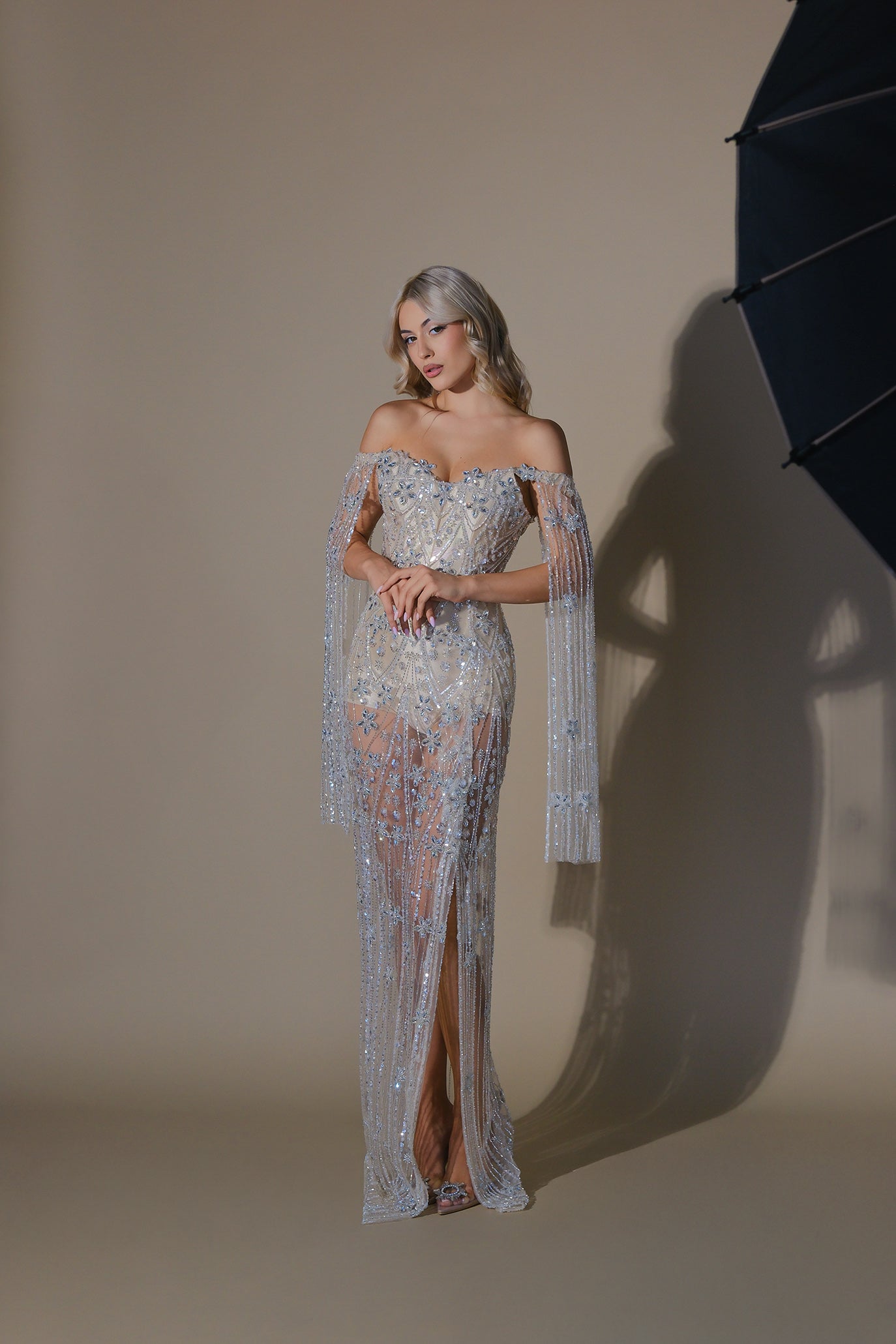 Официална рокля: Alaia