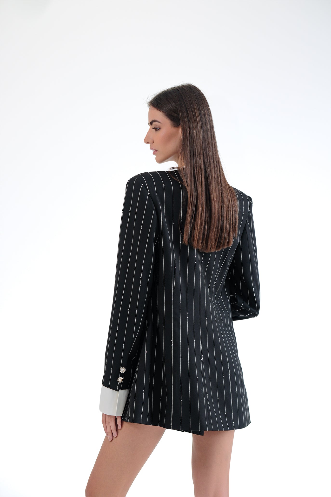 Сако с маншети в черно: Atanasia