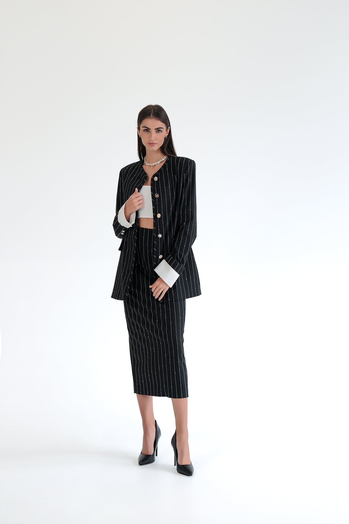 Пола "молив" в черно: Atanasia