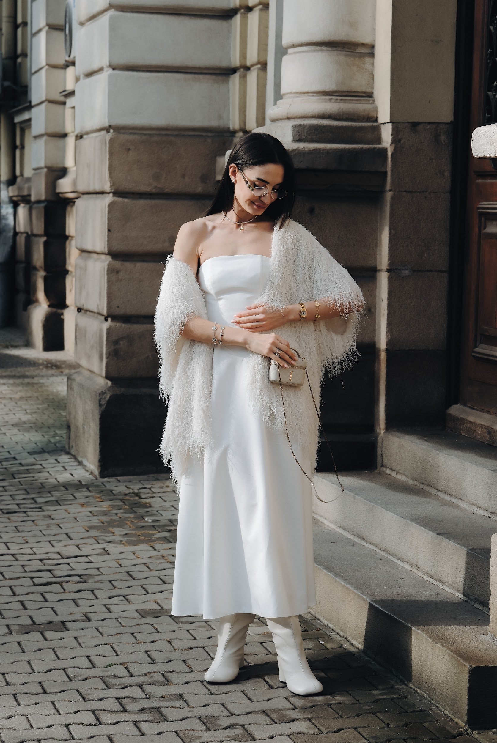 Къс елек/жилетка с ресни в цвят слонова кост: Eveline