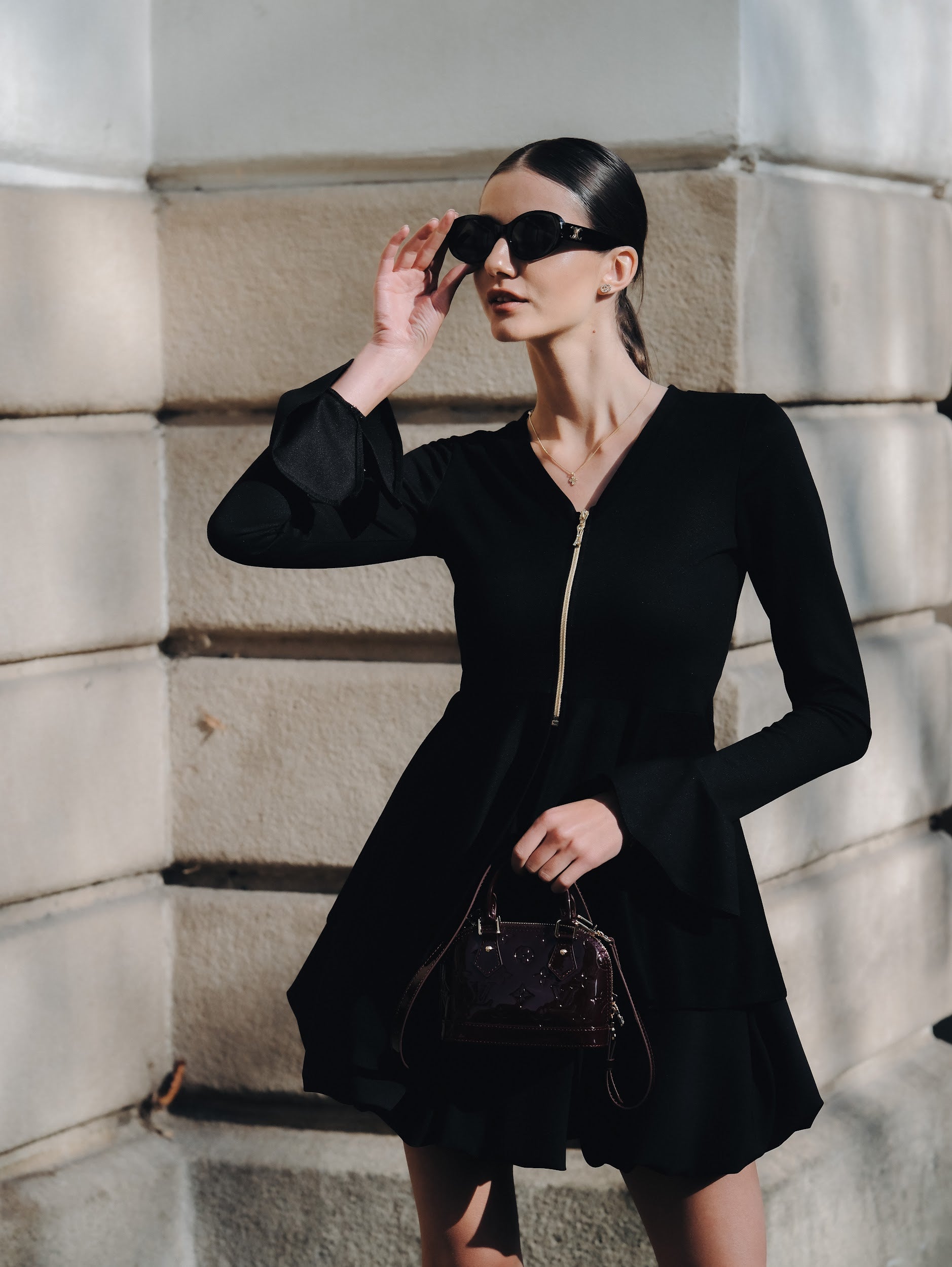 Пола-балон в черно: Benira