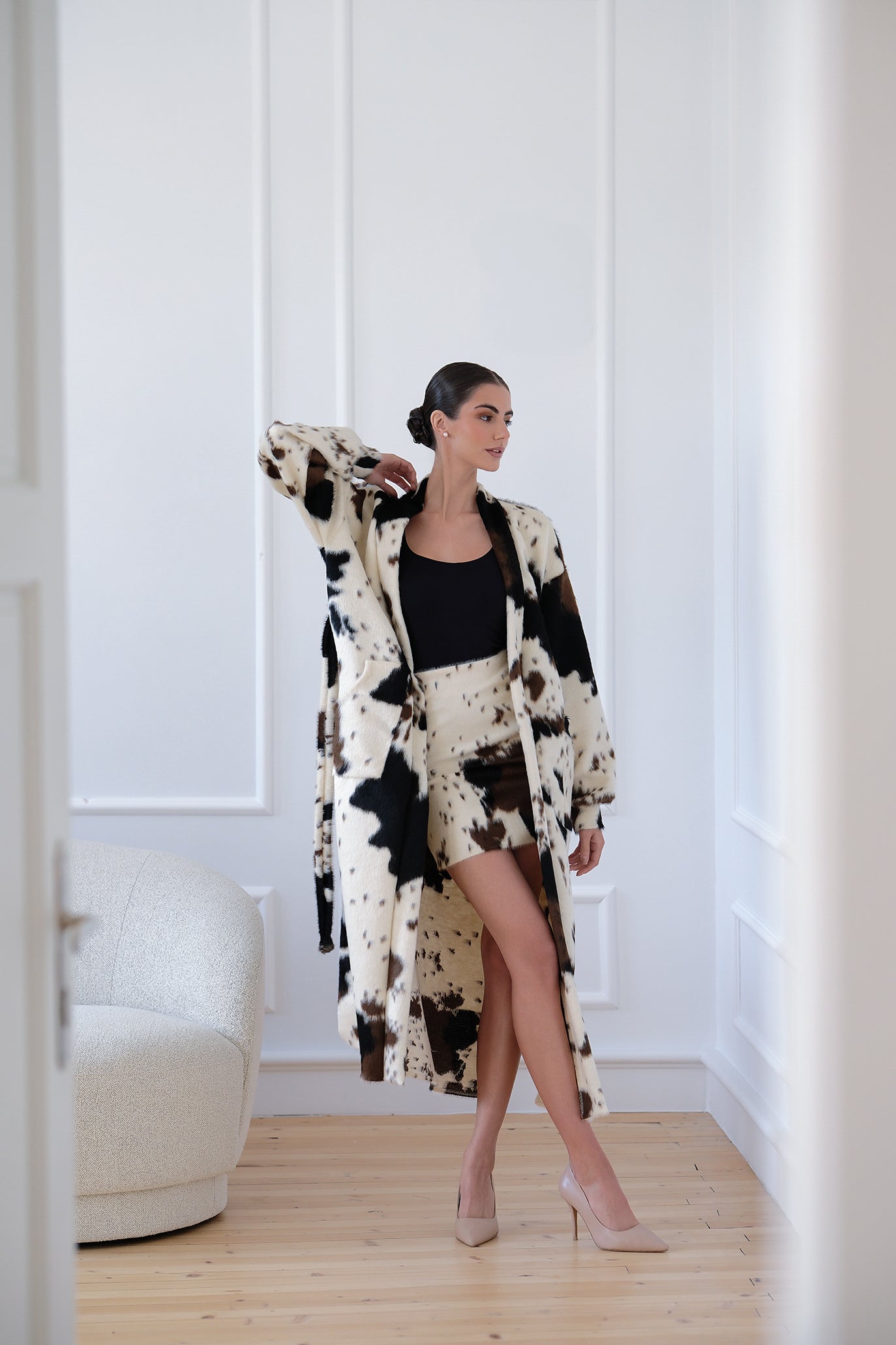 Къса пола в животински принт: Cow