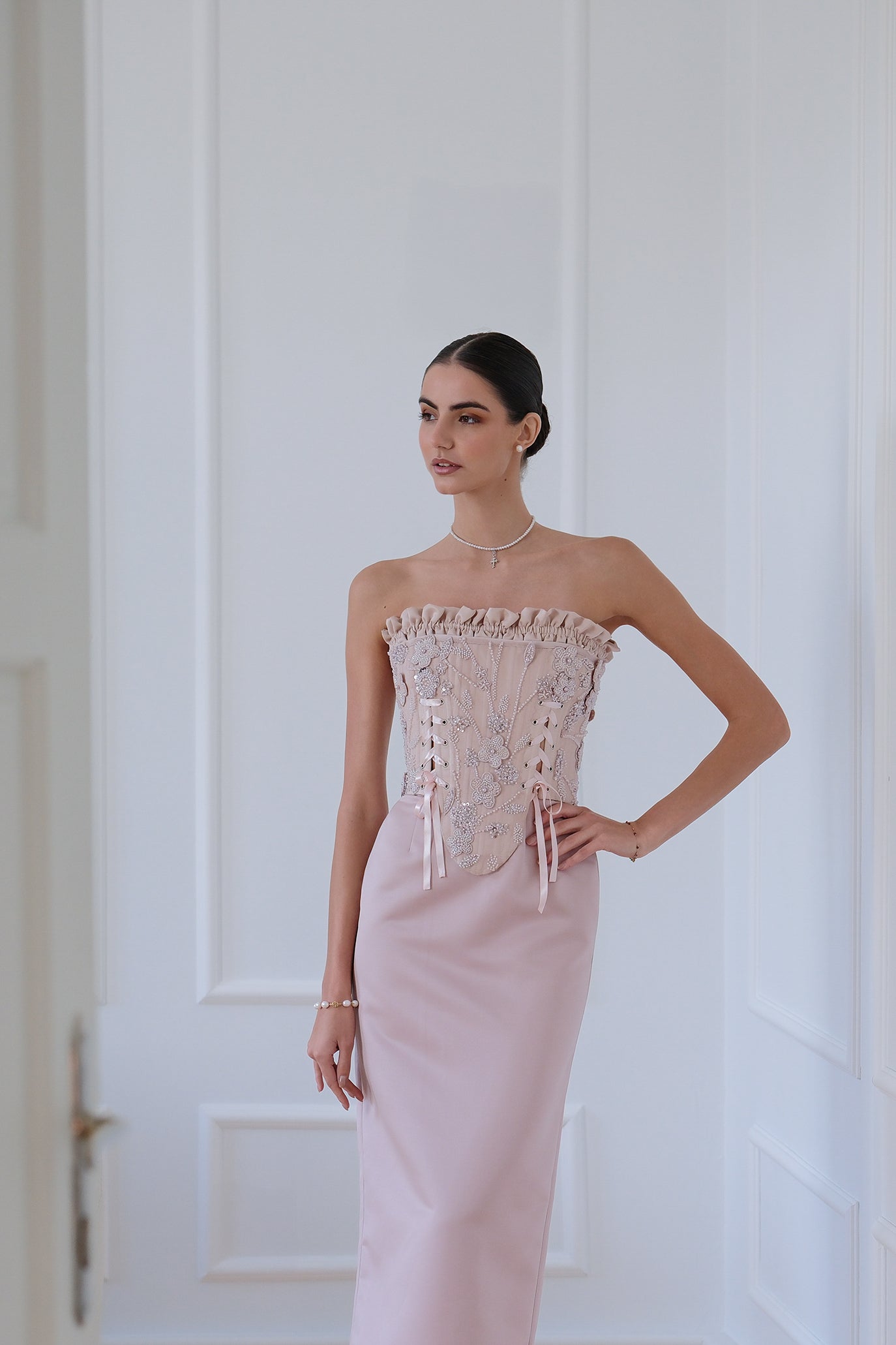 Къс корсет в розово: Exclusive