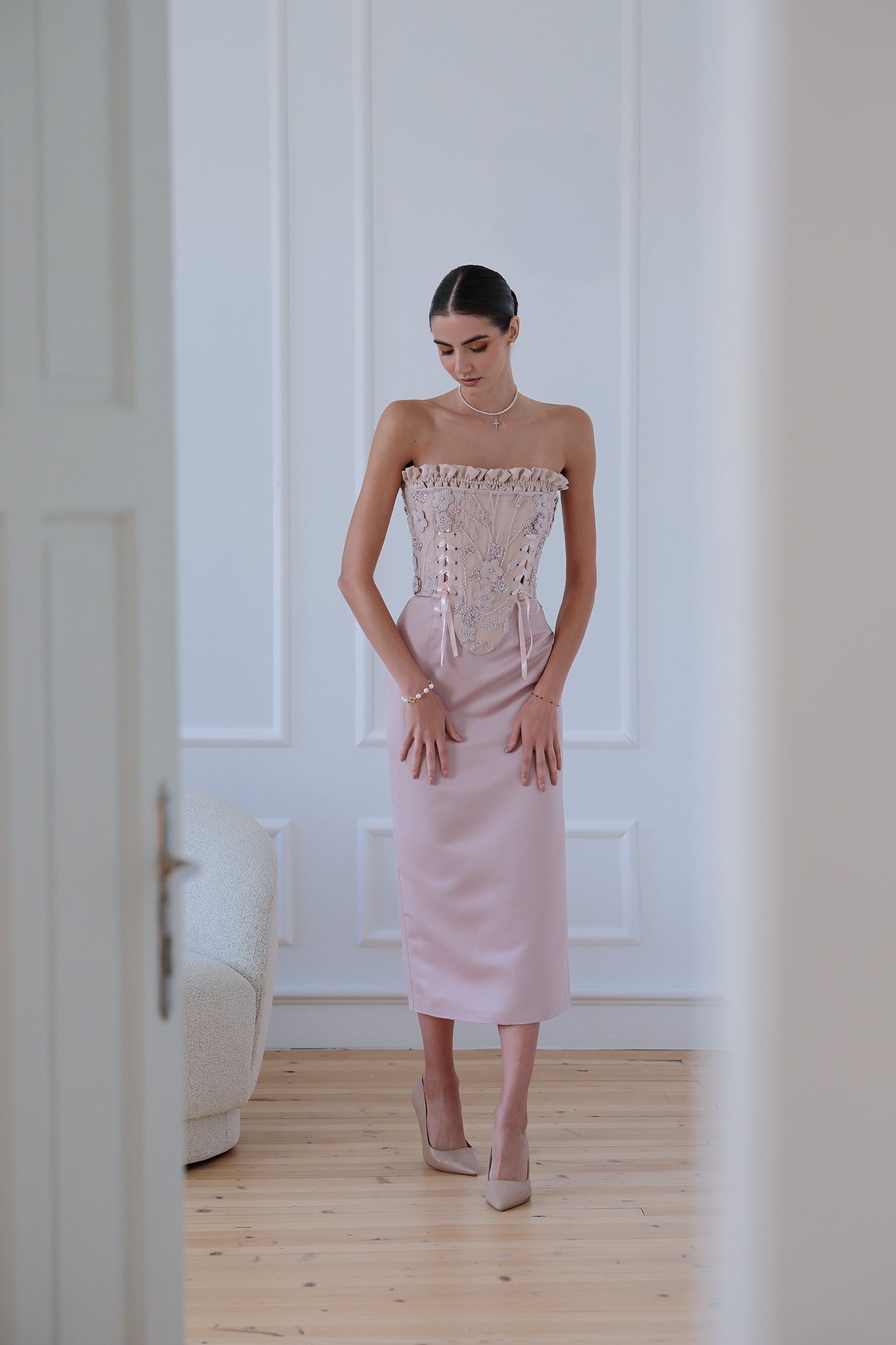 Къс корсет в розово: Exclusive