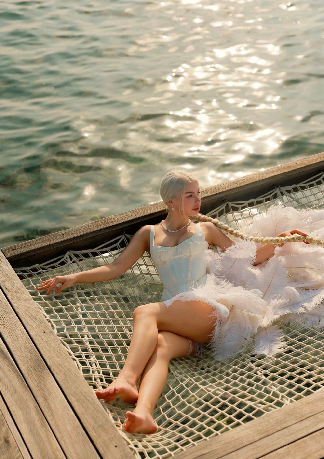 Gorgeous feather dress: Feathra 