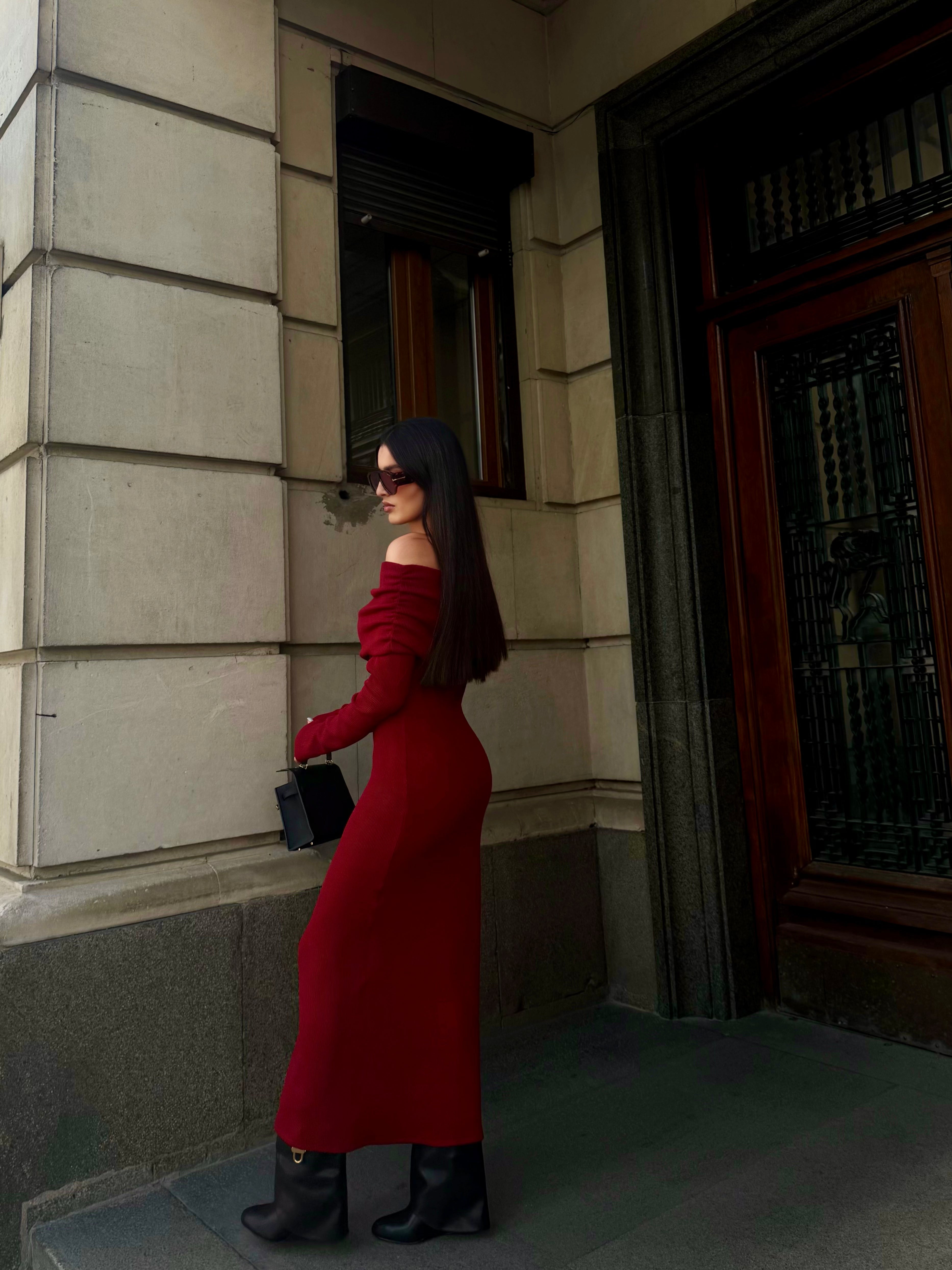 Дълга рокля с ръкави в червено: Berlinda Prestige