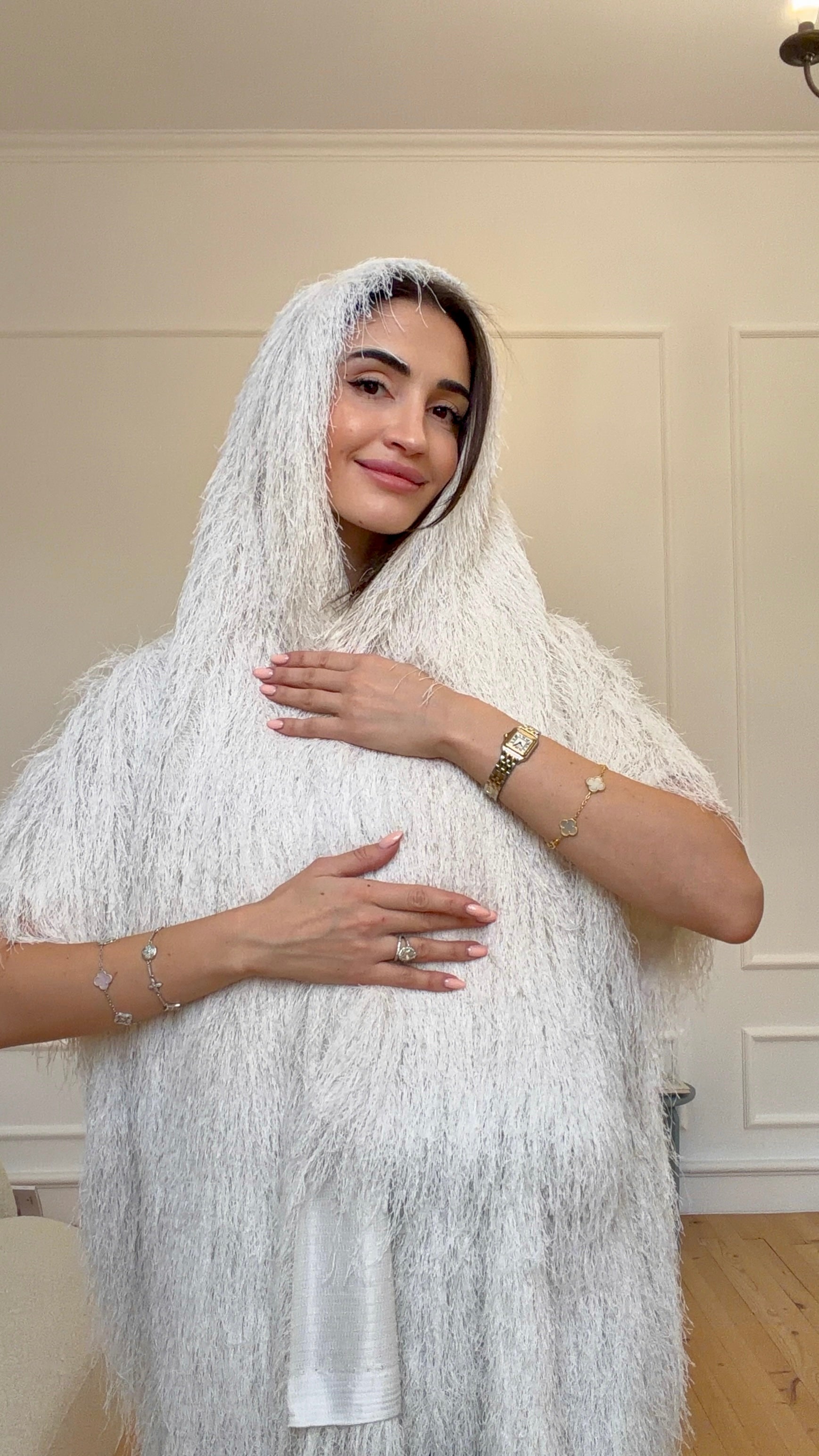 Къс елек/жилетка с ресни в цвят слонова кост: Eveline