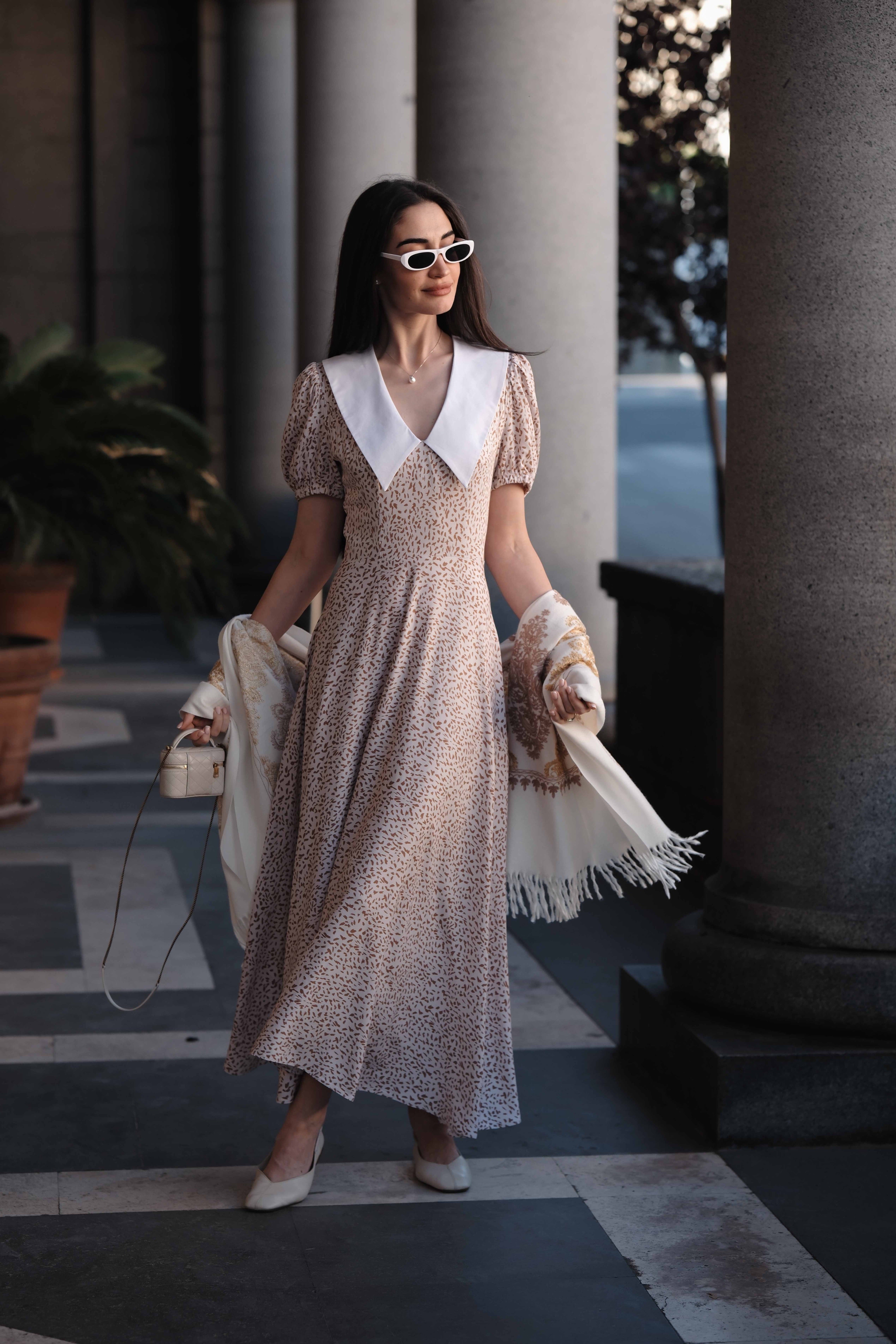 Casual dress in beige: Lianne