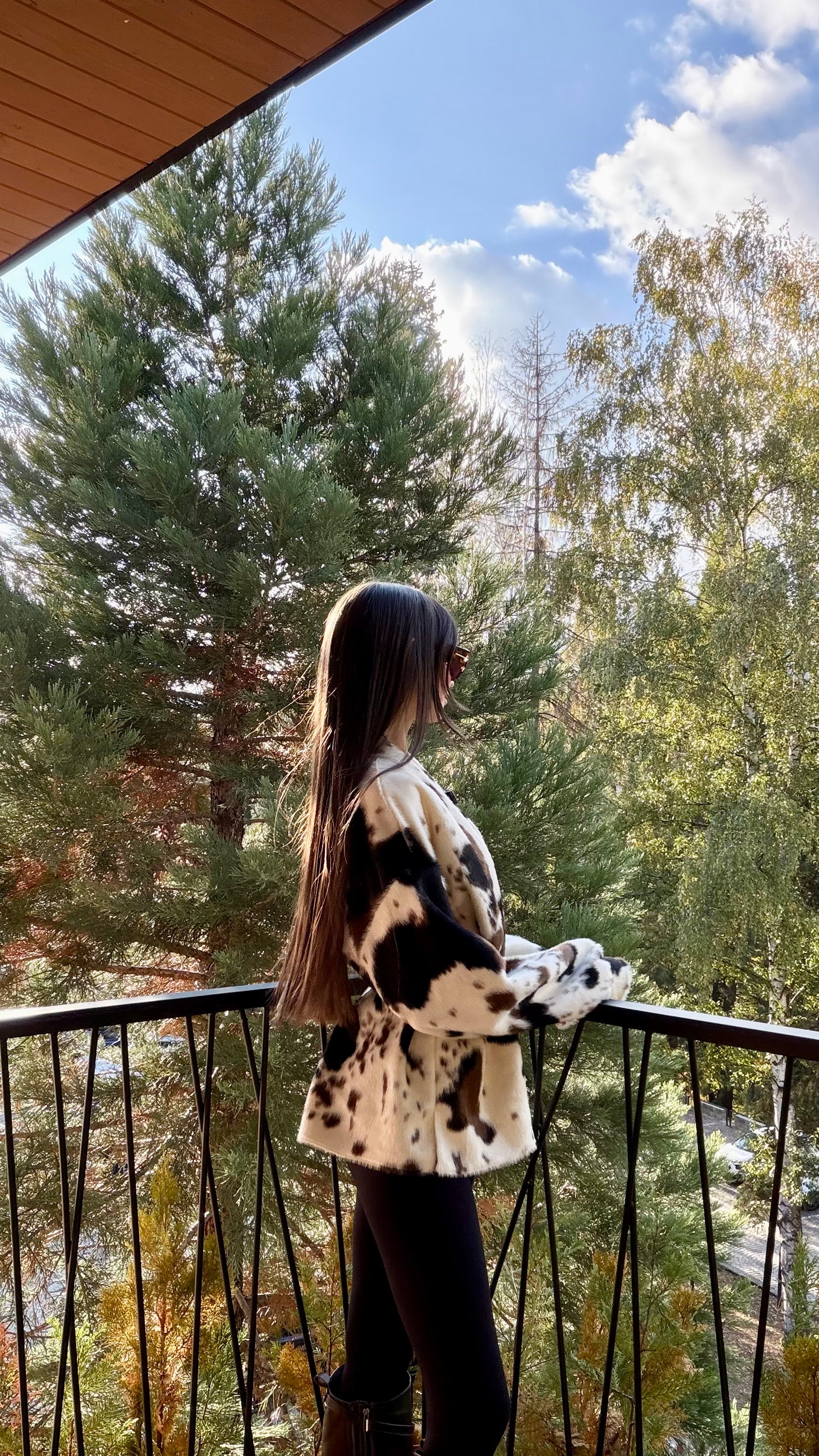 Късо палто / жилетка тип халат: Сow