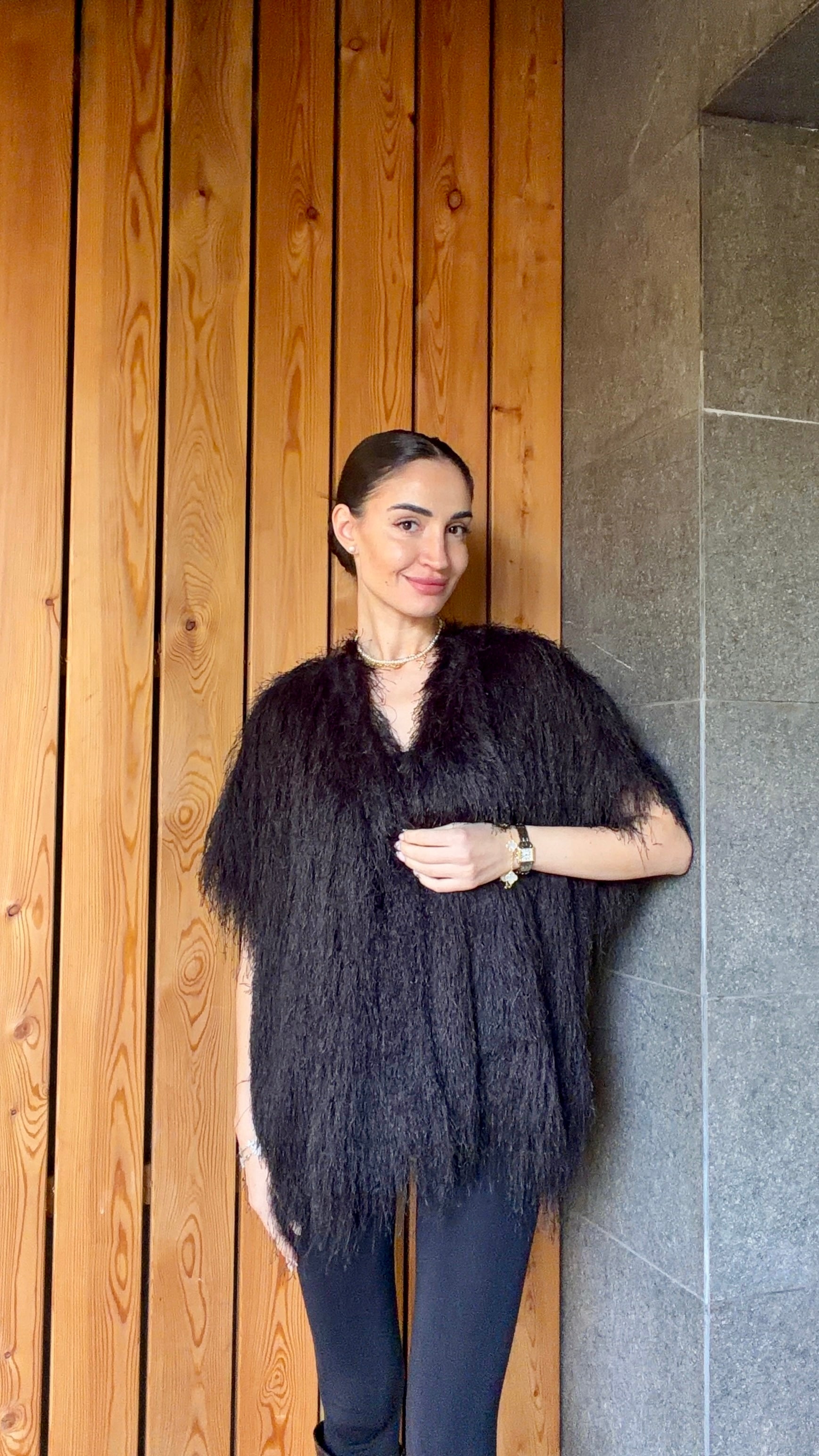 Къс елек/жилетка с ресни в черно: Eveline