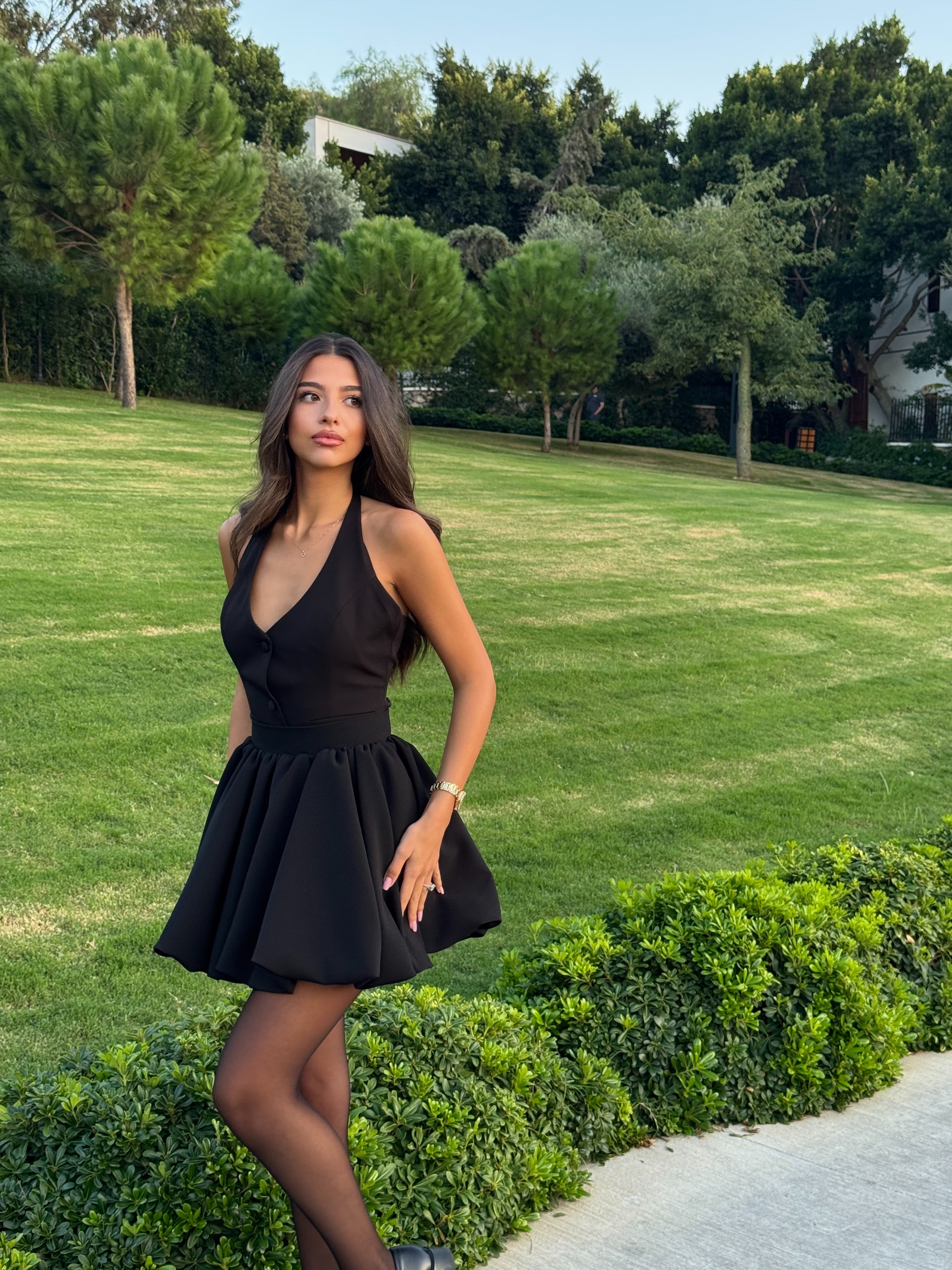 Пола-балон в черно: Benira