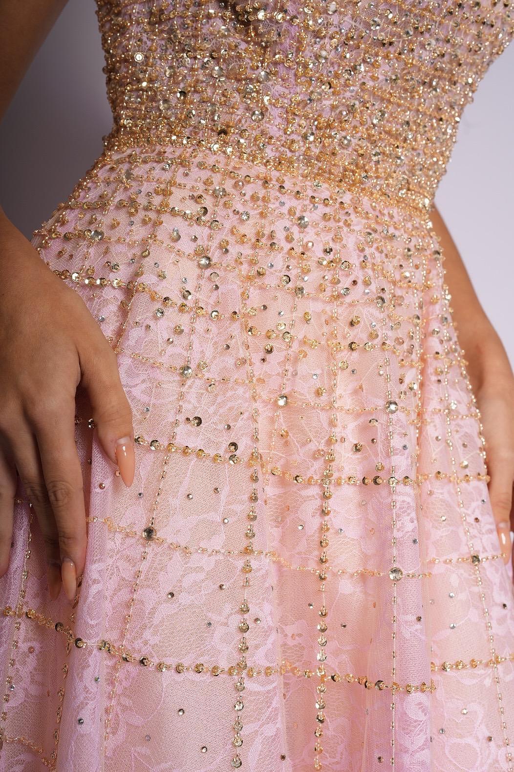 Formal dress: Barbie