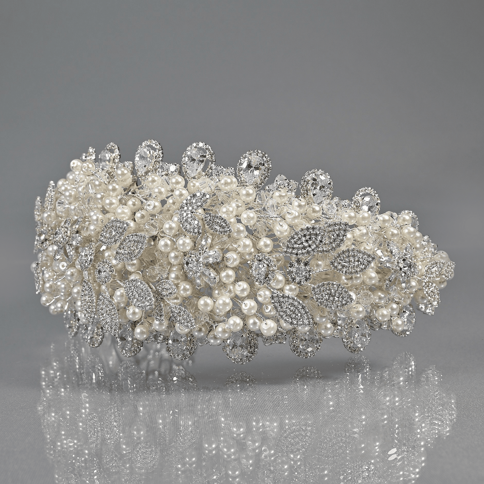 Accessory: Wedding Accessory