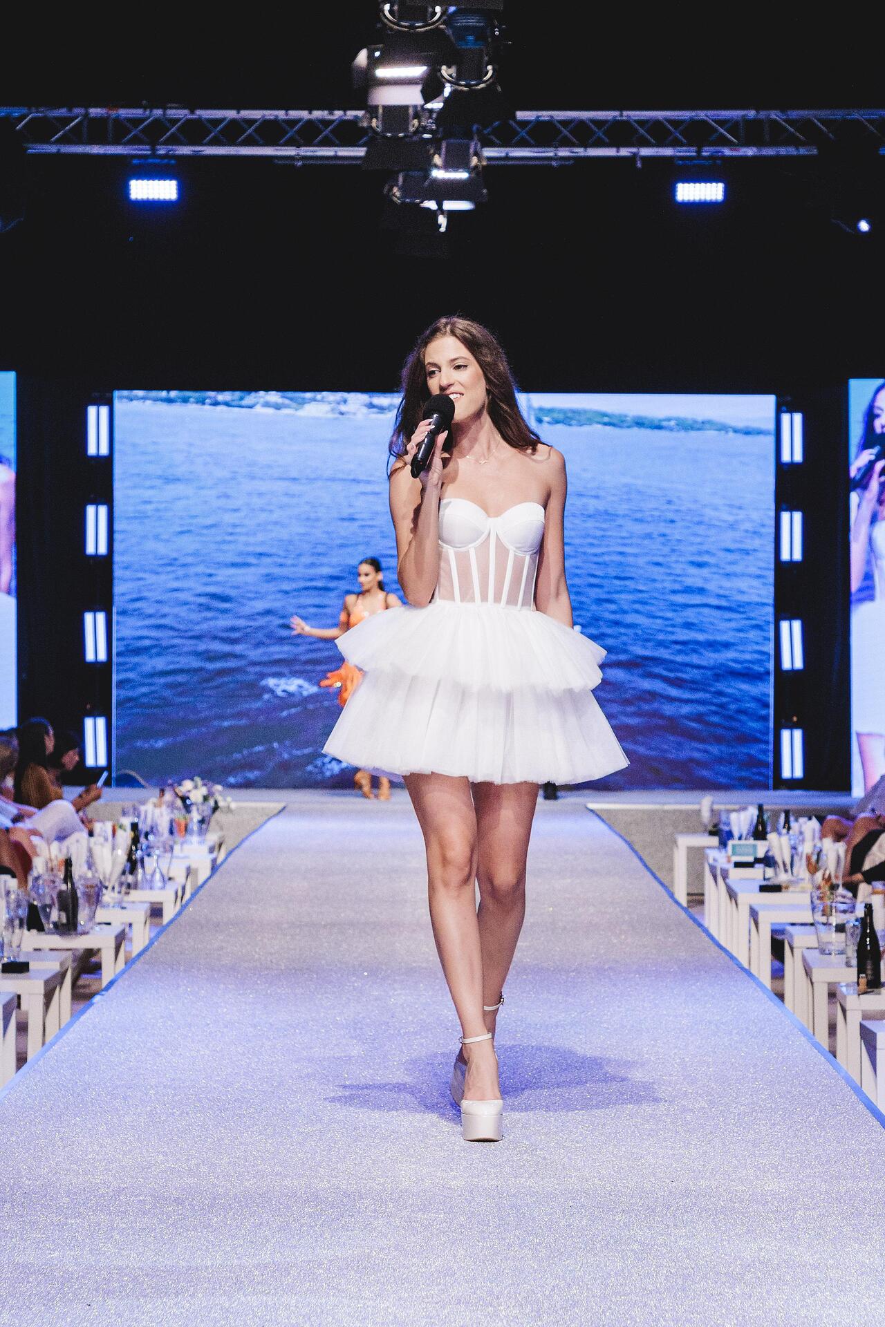 White short tulle dress: Cassia