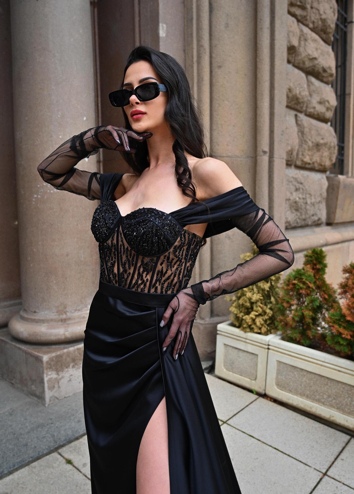 Black dress with a glamorous corset