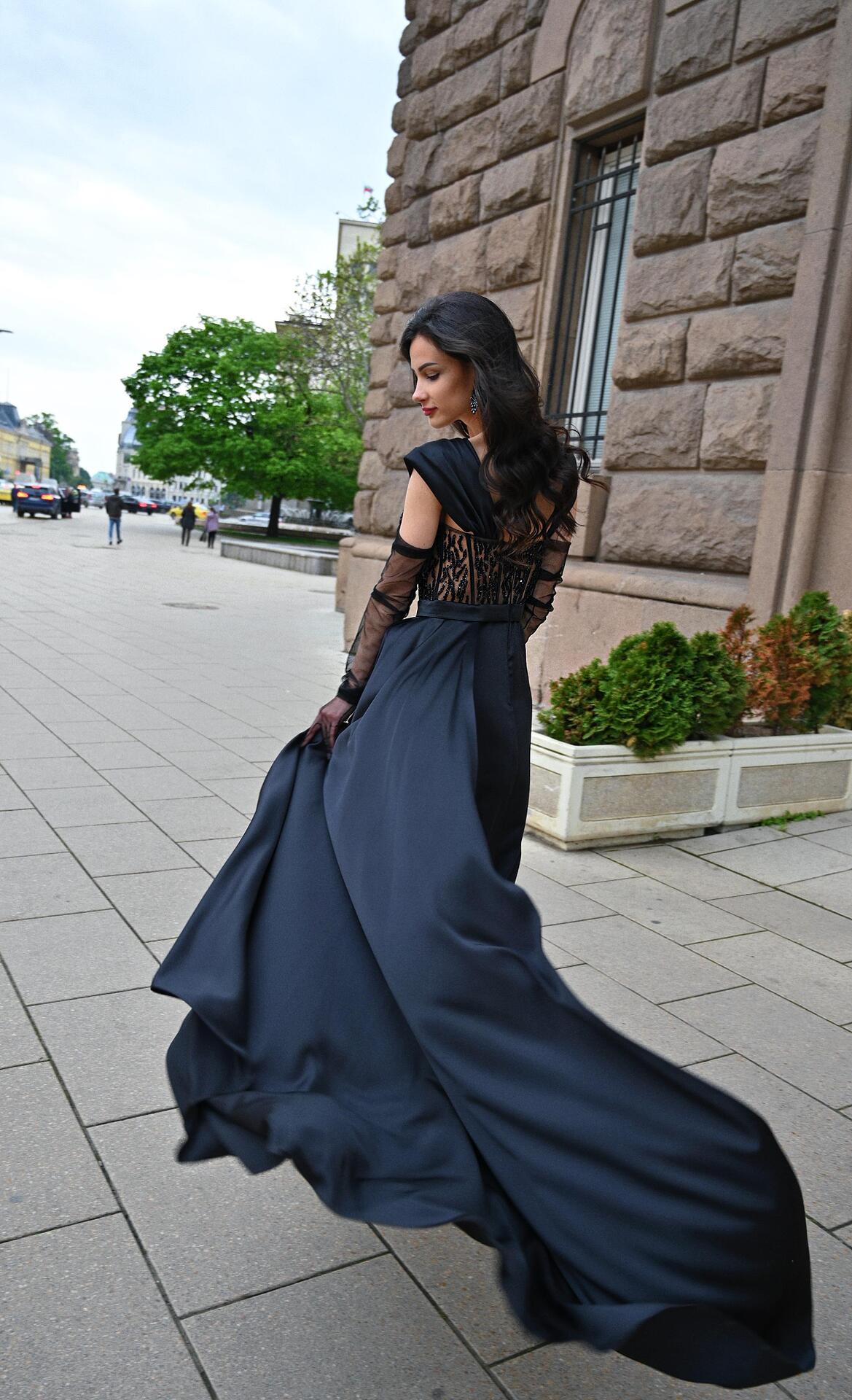 Black dress with a glamorous corset