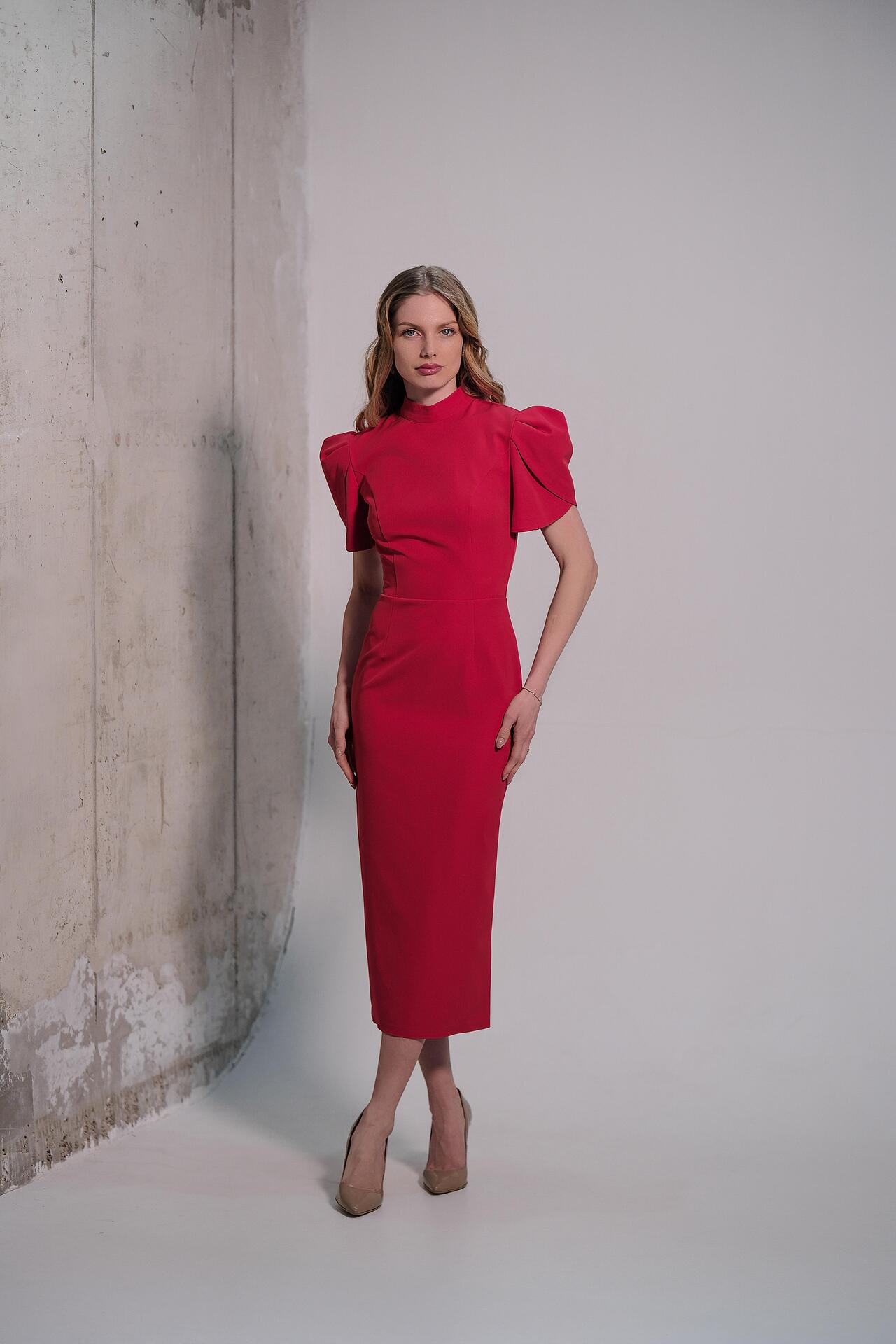 Red pencil dress: Yuliana