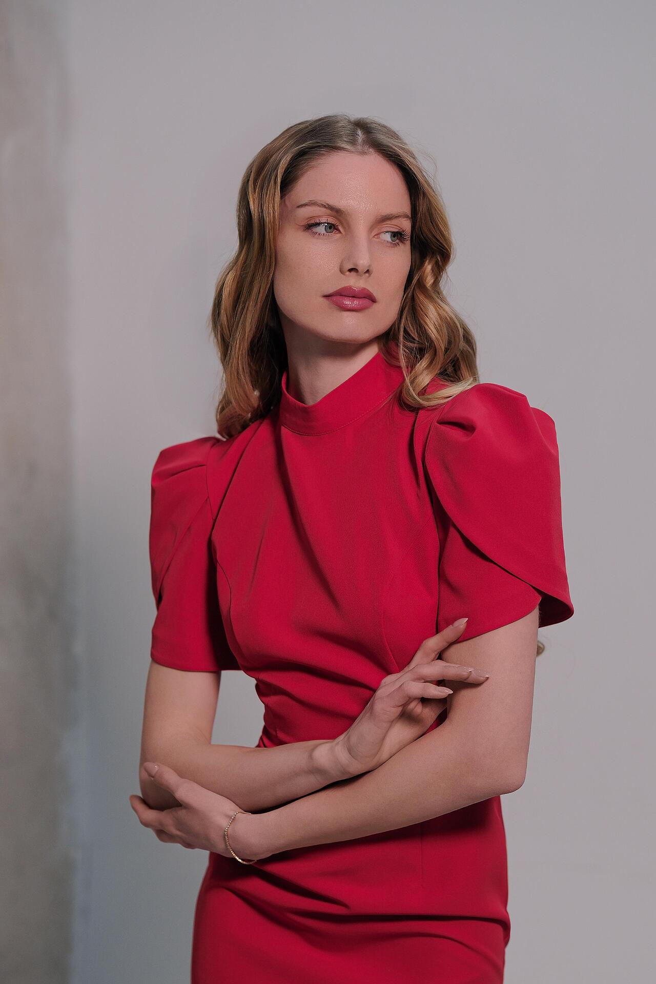 Red pencil dress: Yuliana