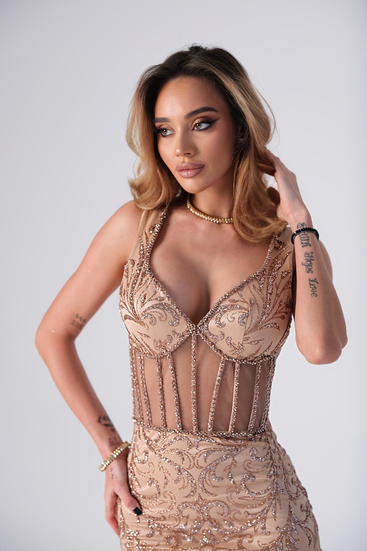 Lace dress with corset: Mocca