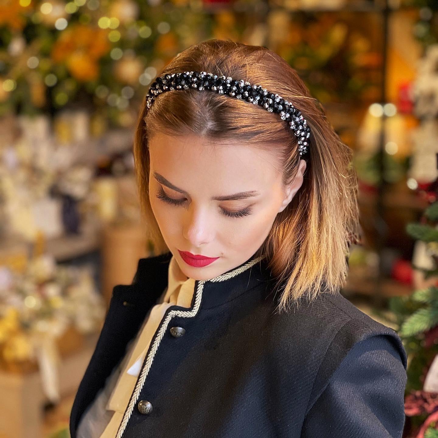 Tiara: Black Opium
