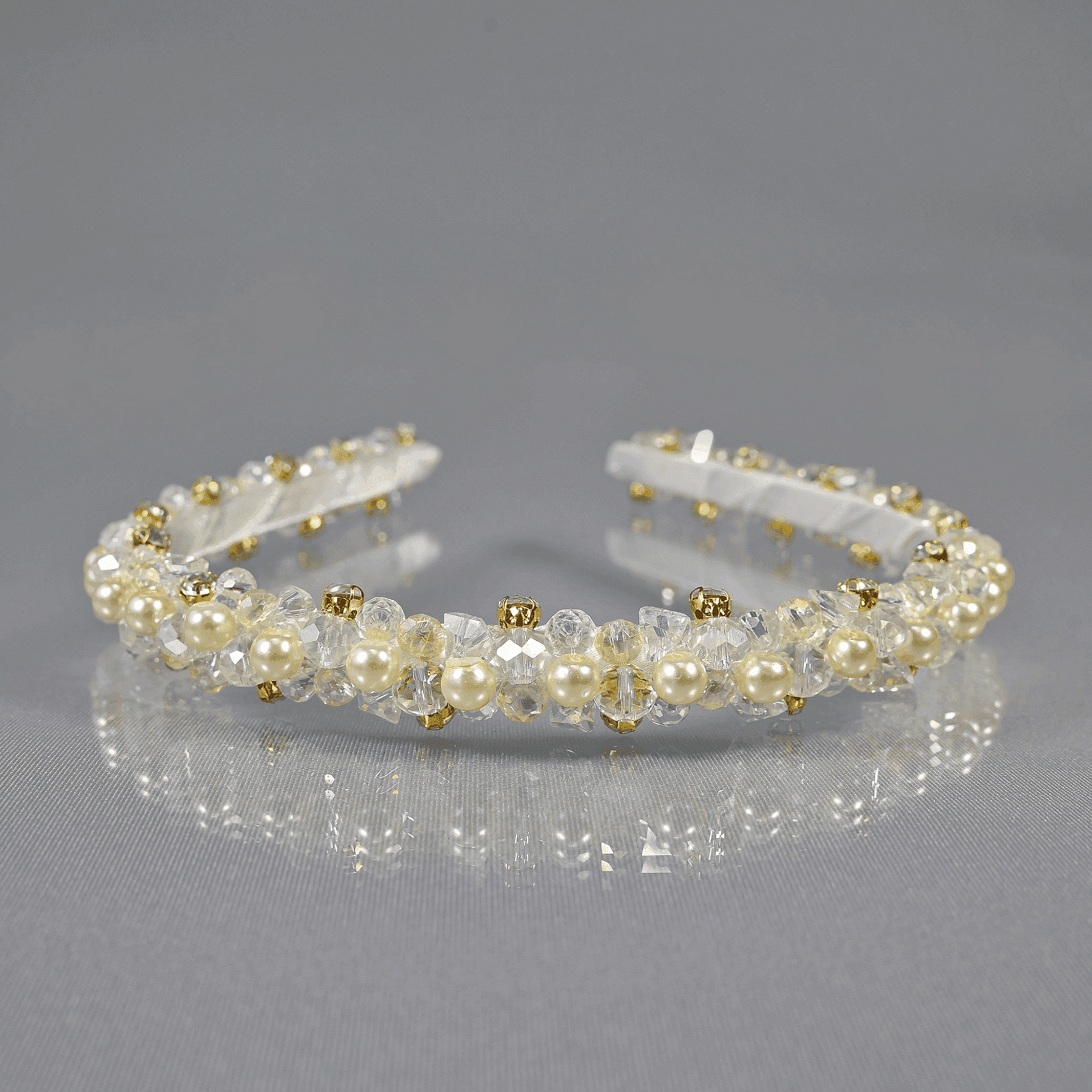 Tiara: Champagne