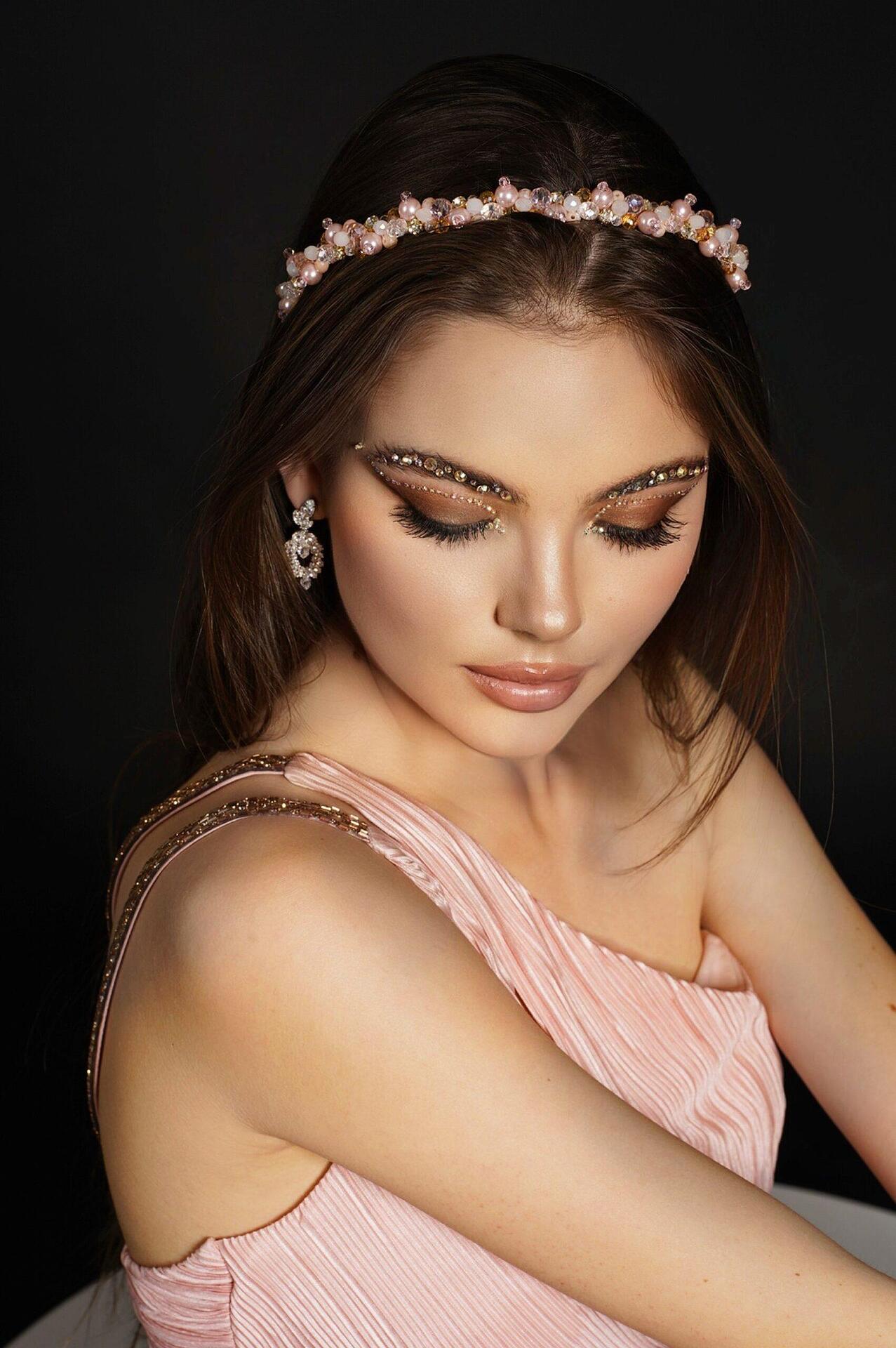 Tiara: Pink Glow