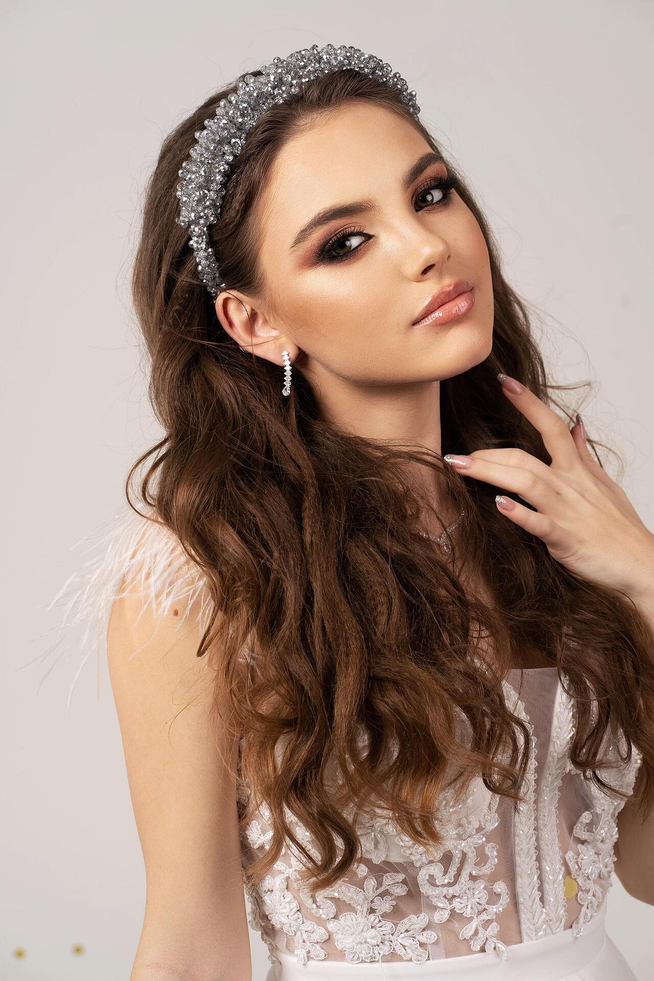 Tiara: Silver Crystals