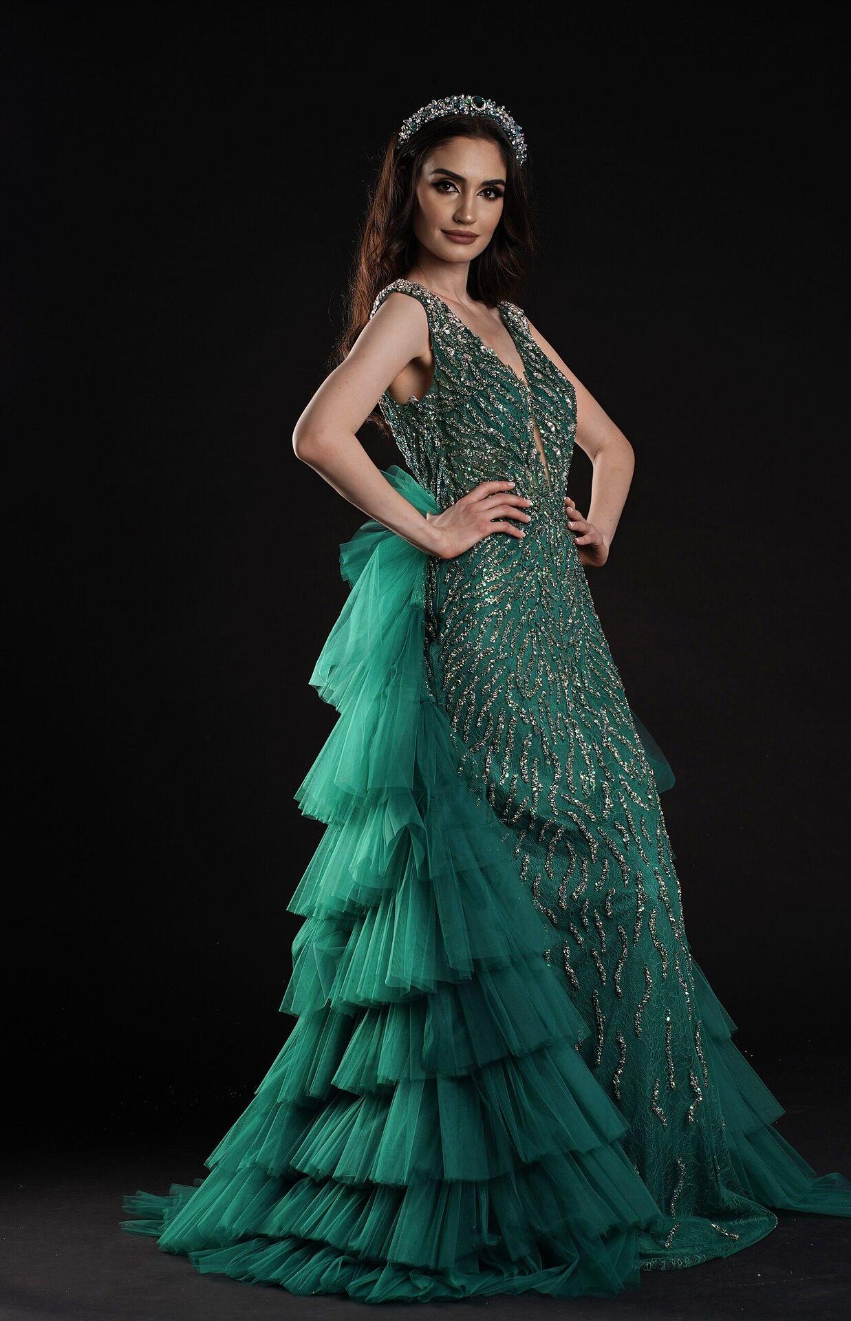 Dress: Dress Green Crystals
