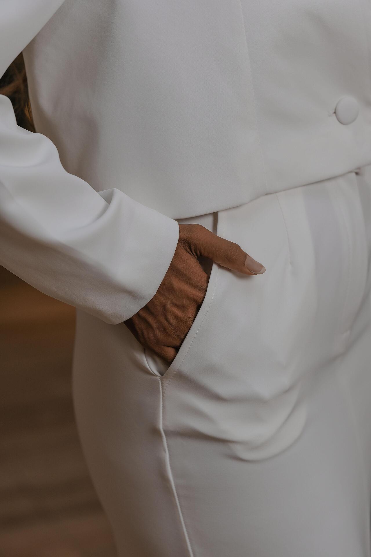Short jacket in white: Morgan