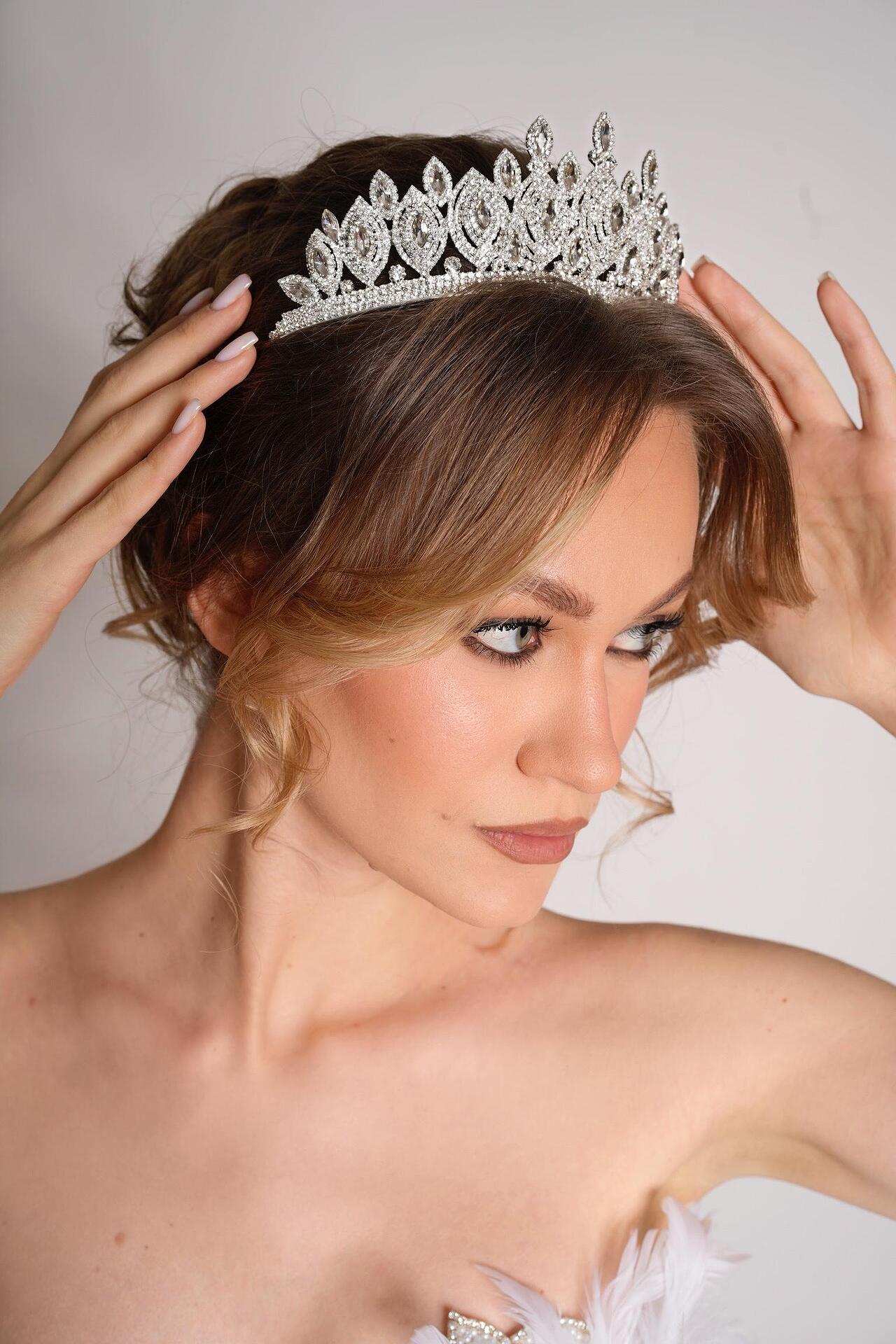 Crown: Wedding Dream