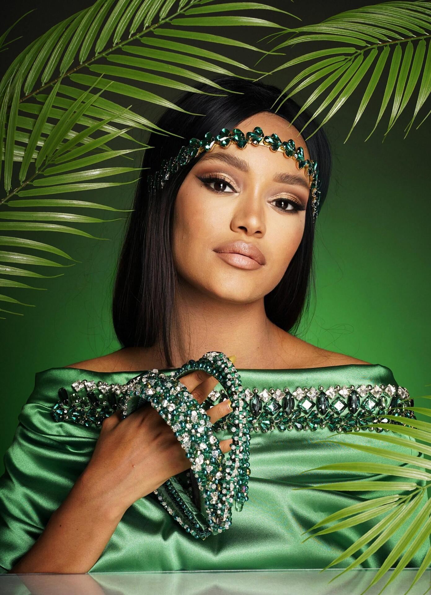 Headband with green crystals