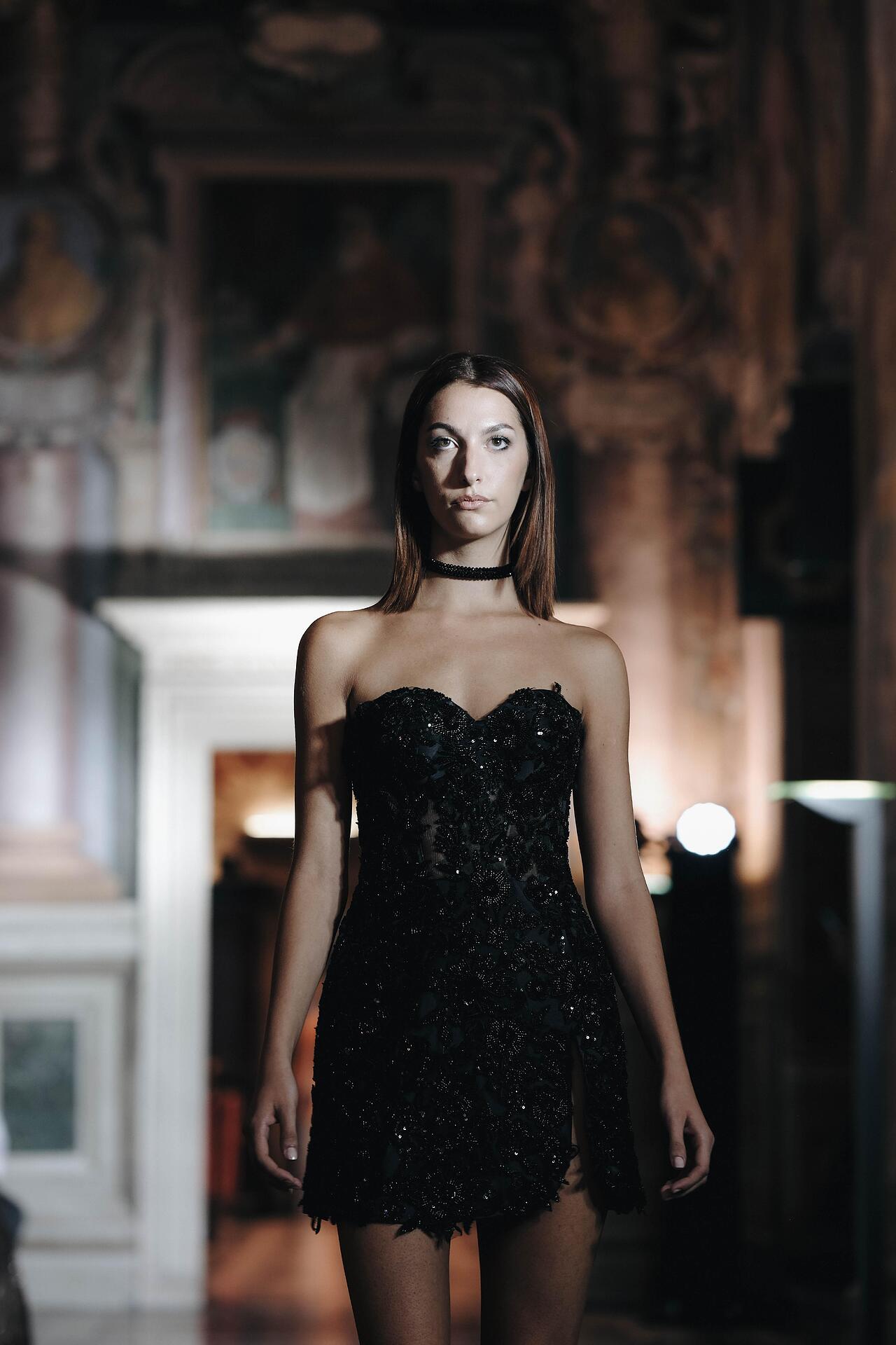 Luxurious black short dress: LBD Luxurious black short dress: LBD