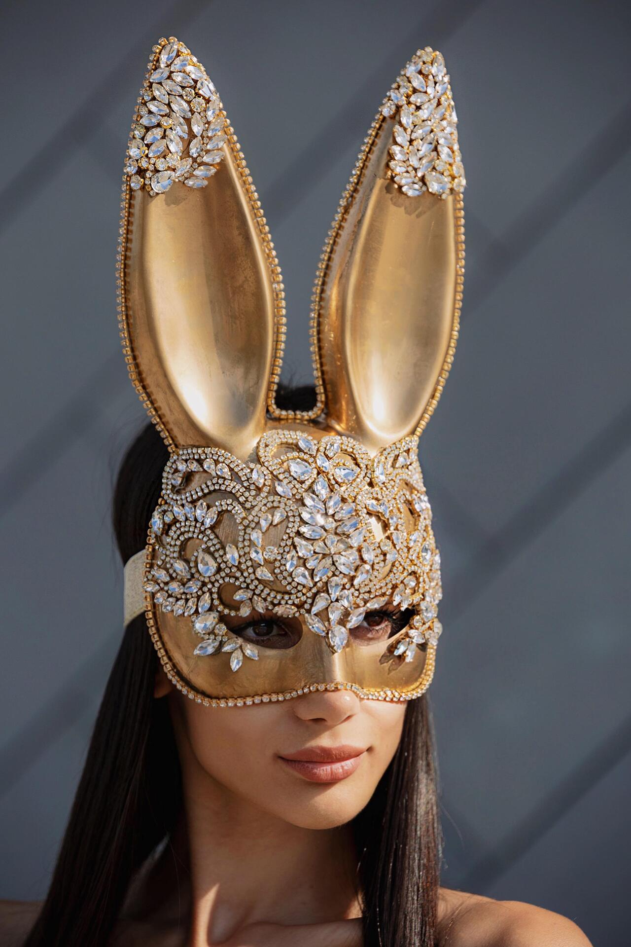 Bunny mask with stones