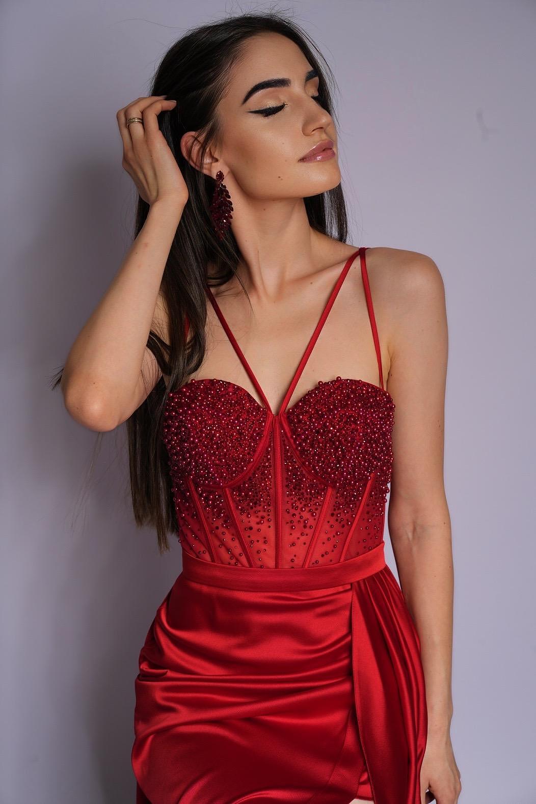 Formal ball gown