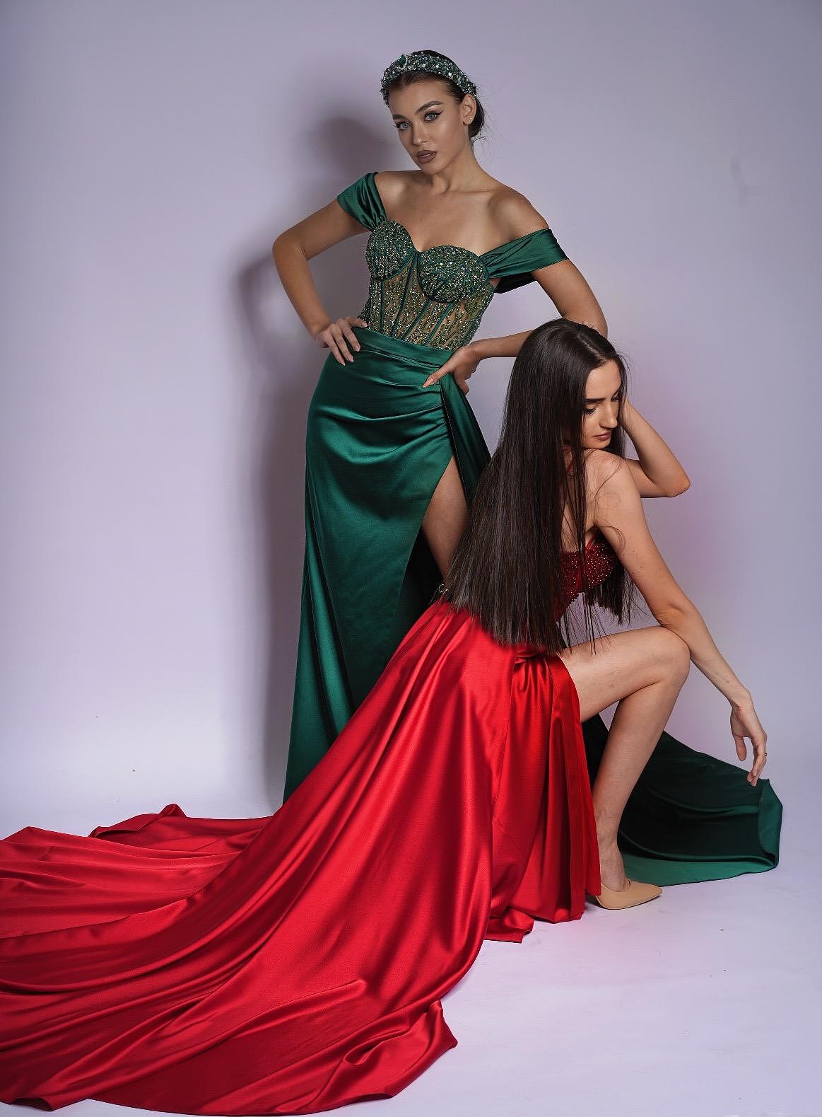Formal ball gown