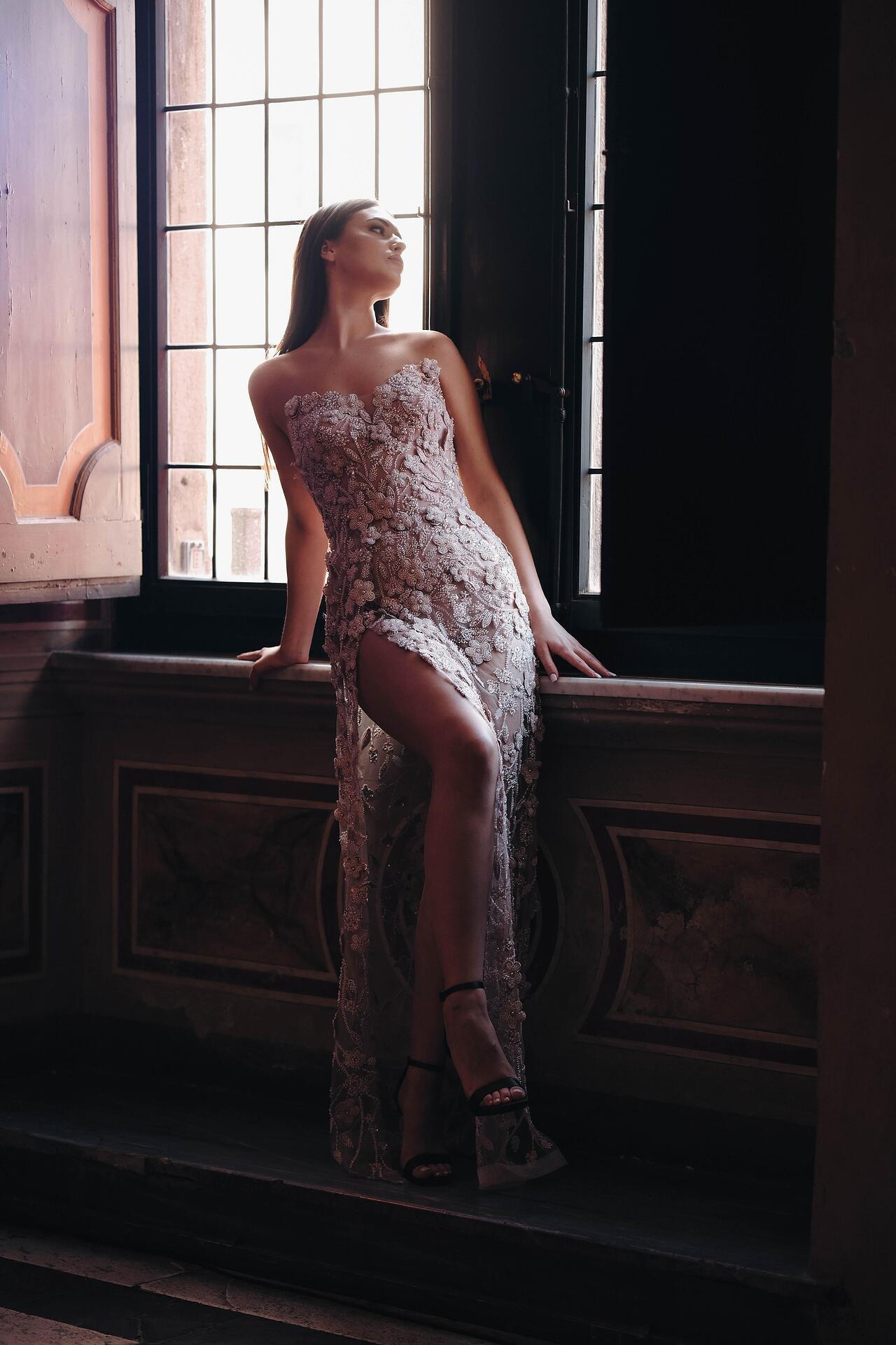 Formal dress: Airy Roses