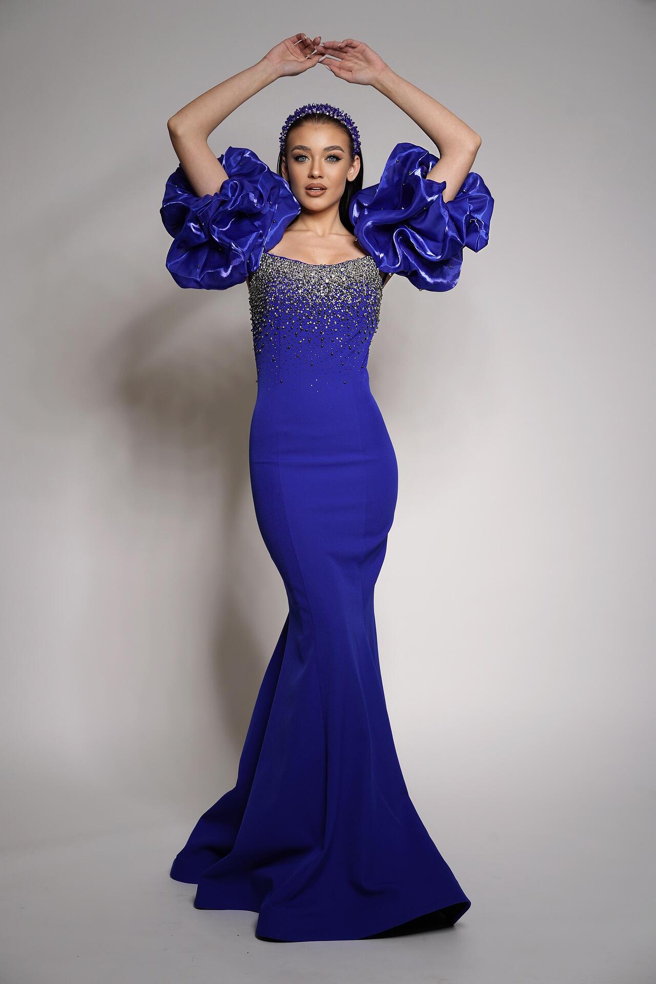 Formal dress: Blue Diamonds