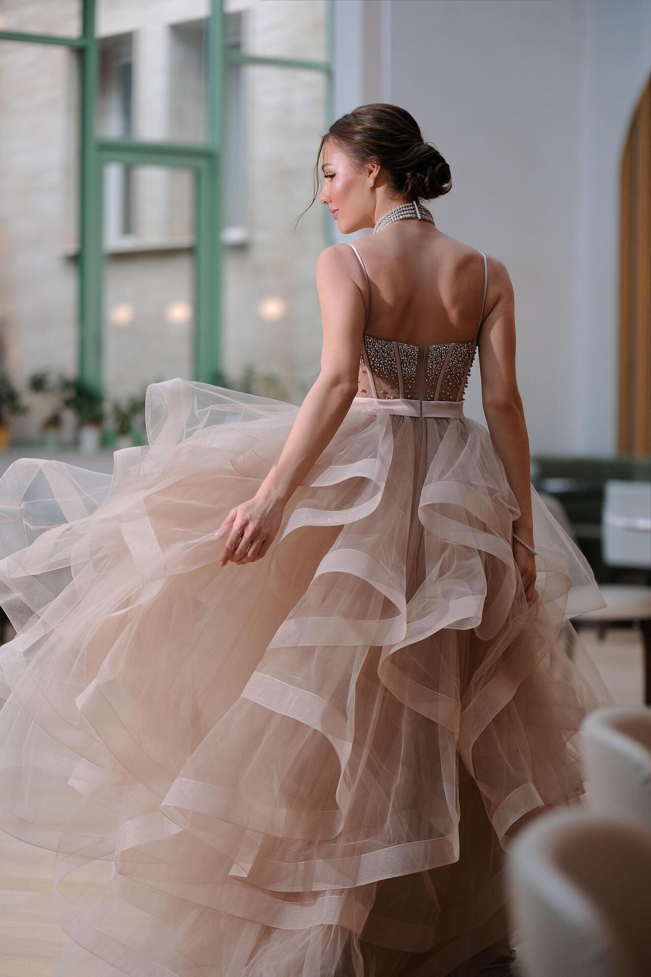 Formal Dress: Veil