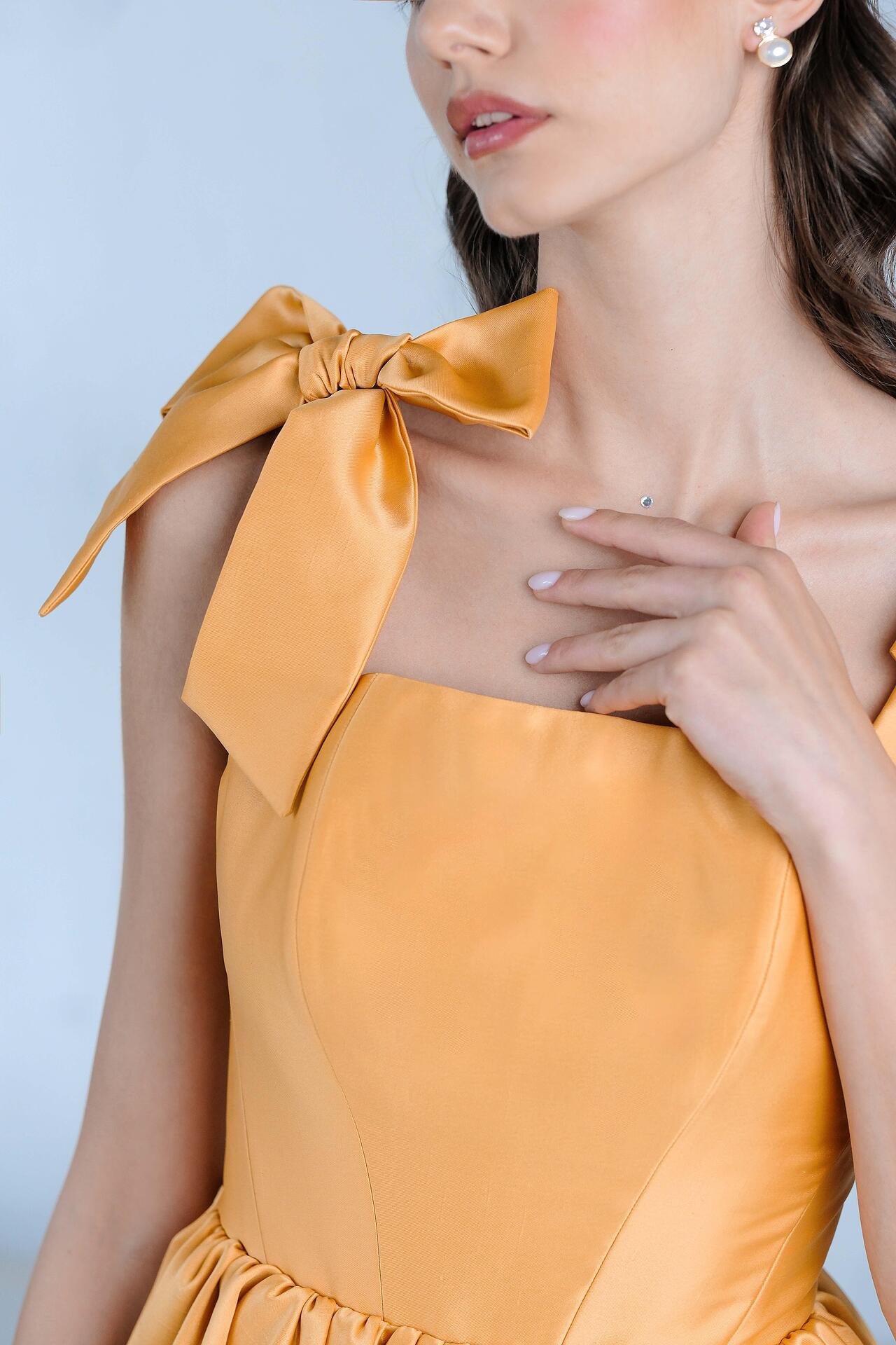 Dress: Gold Blossom