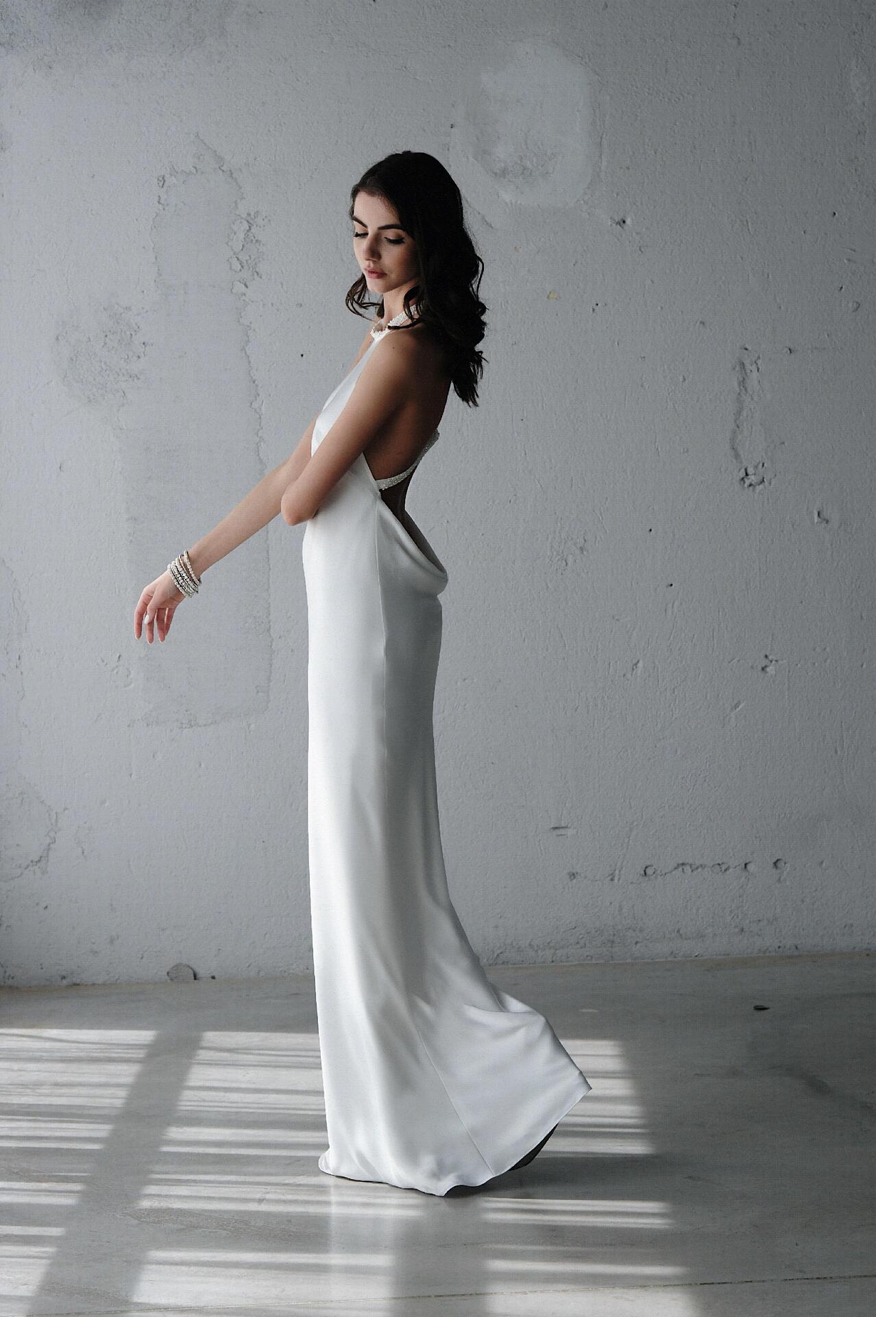 Dress: White Touch