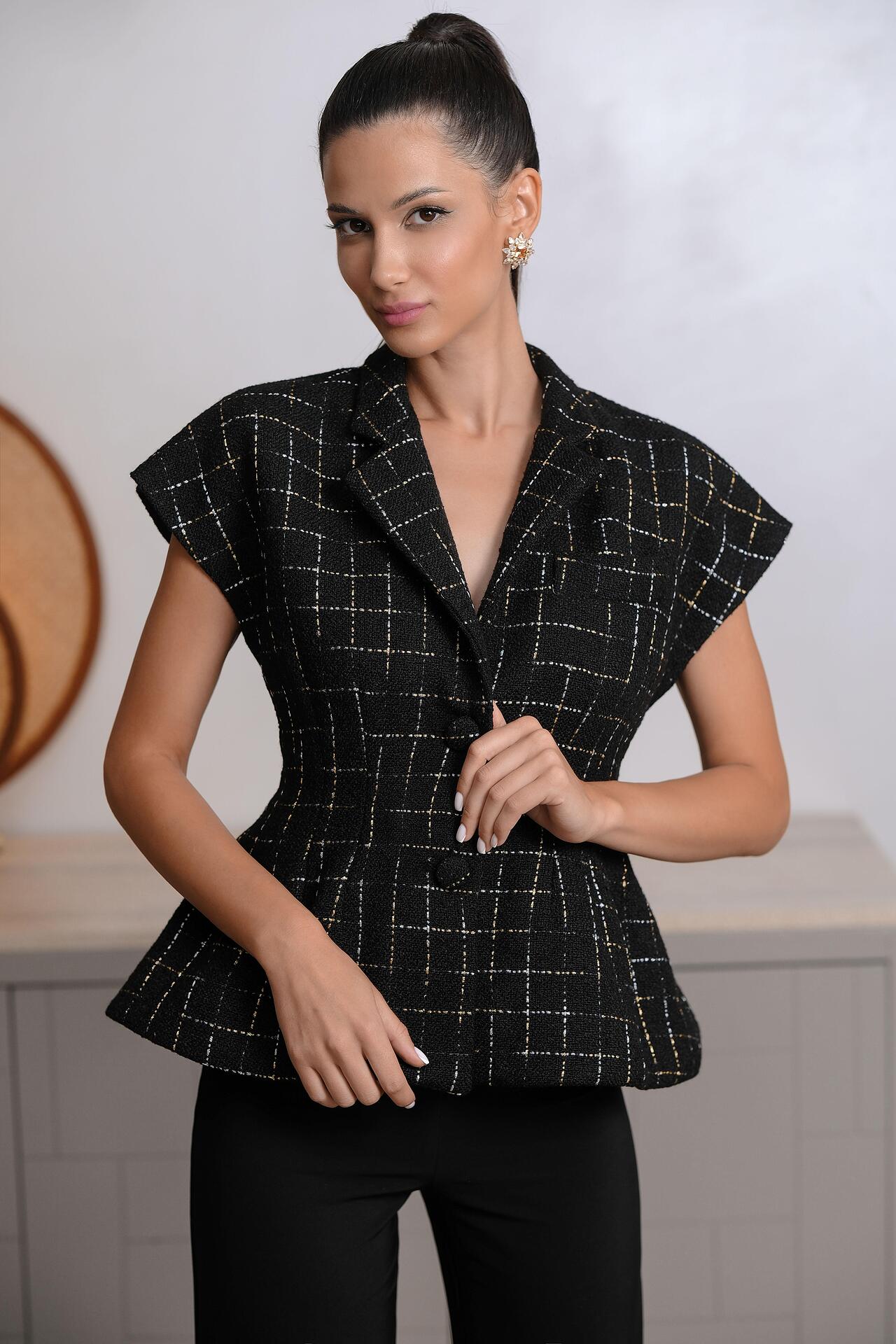 Checkered jacket/vest: Halo