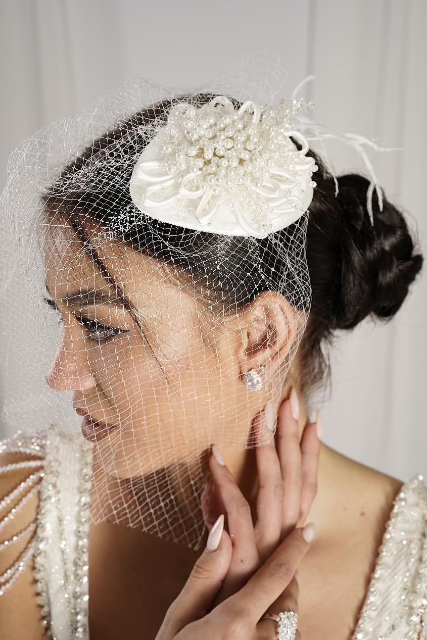 Crystal/pearl hats with mesh