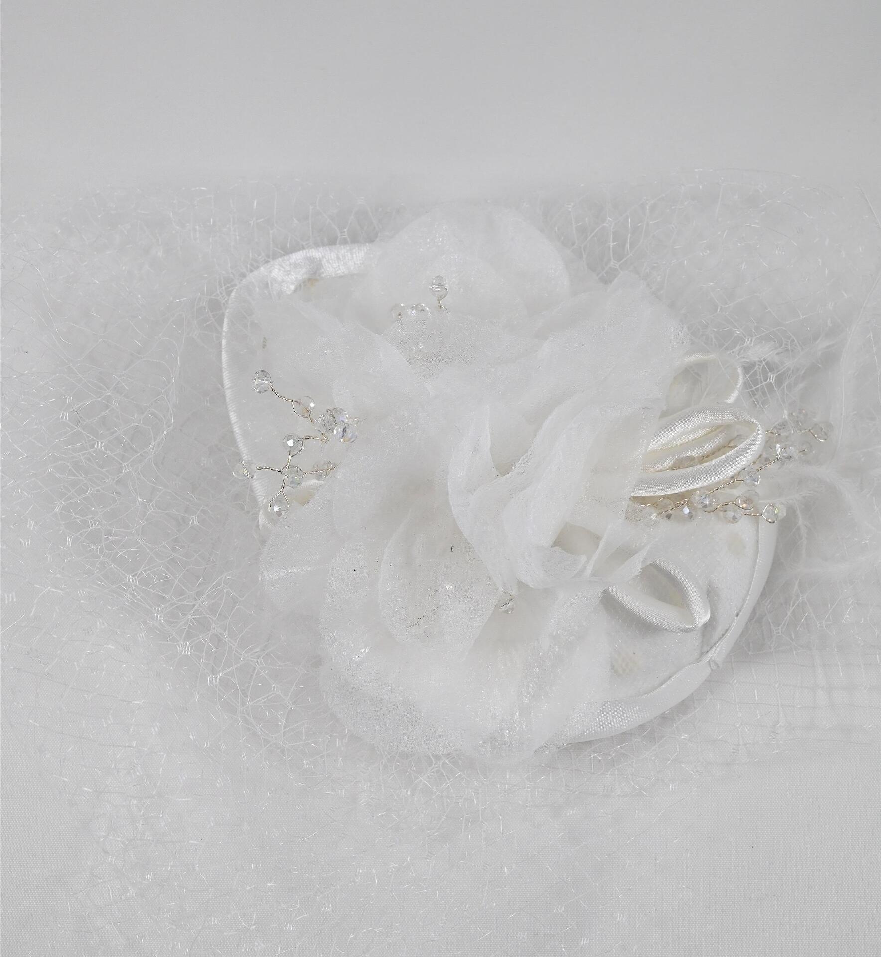 Crystal/pearl hats with mesh