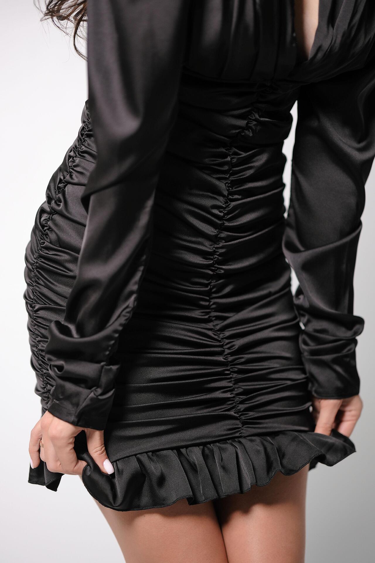 Satin dress: Silvia