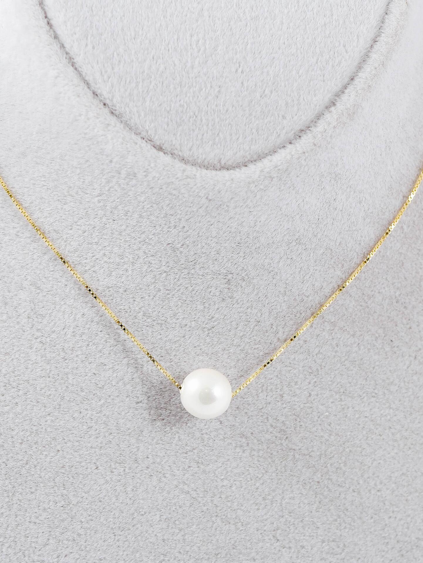 Silver necklace with pearl: Light Pearl